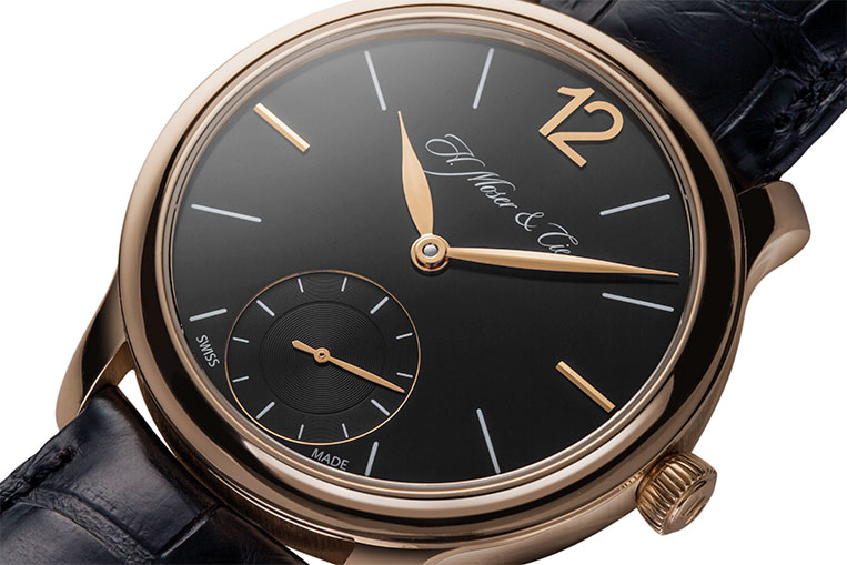 The simple, well-balanced dial is elegant and sophisticated