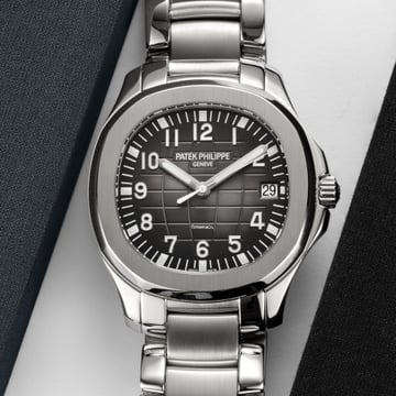 Pre owned patek philippe aquanaut clearance