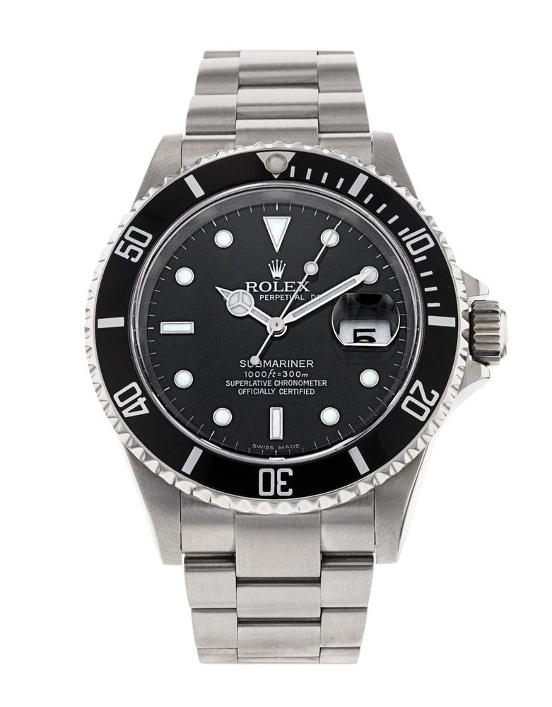Rolex Submariner 16610 cadran Noir et un bracelet en Metal