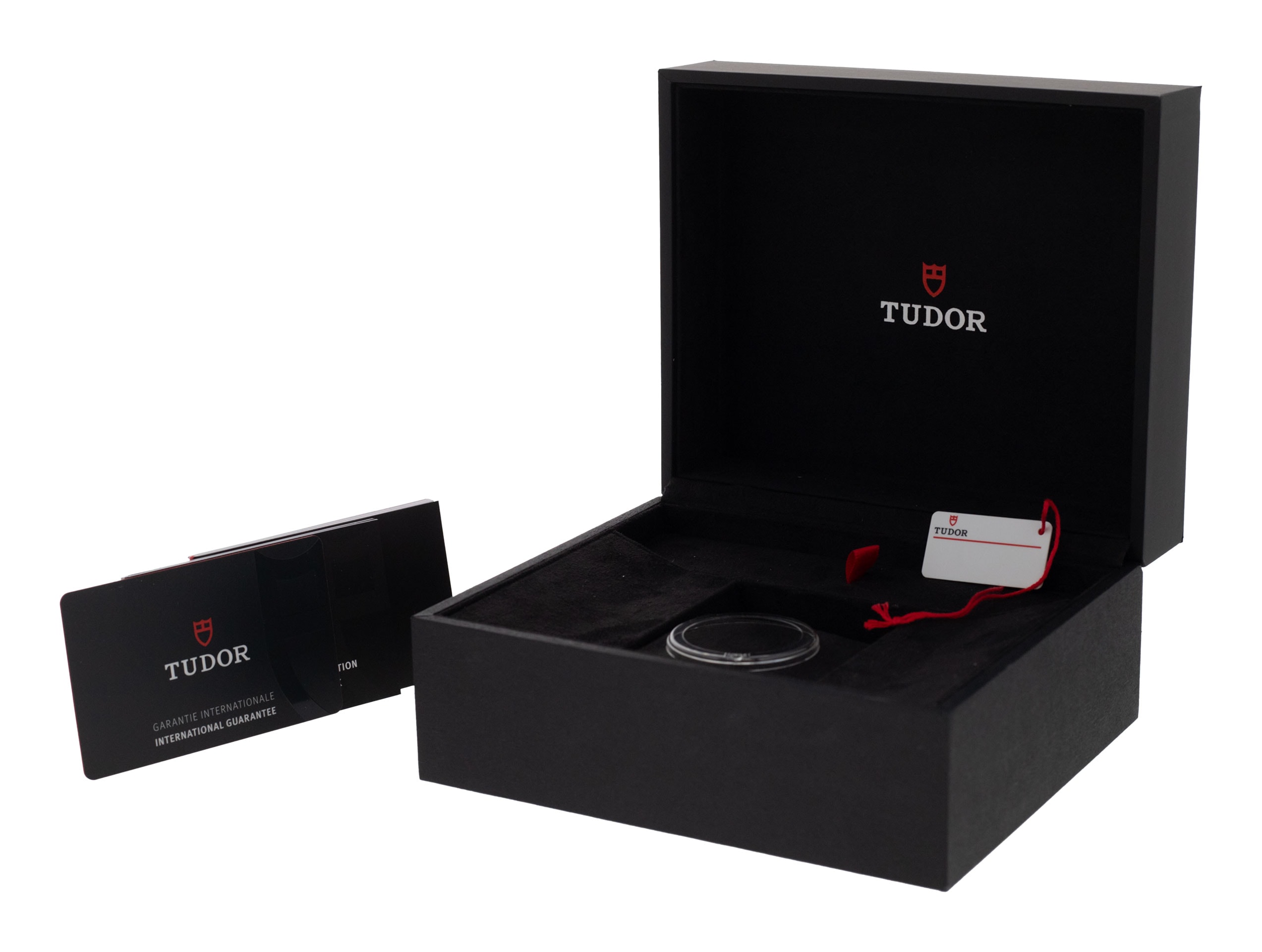 Tudor Black Bay M79733N-0008 Thumbnail 4