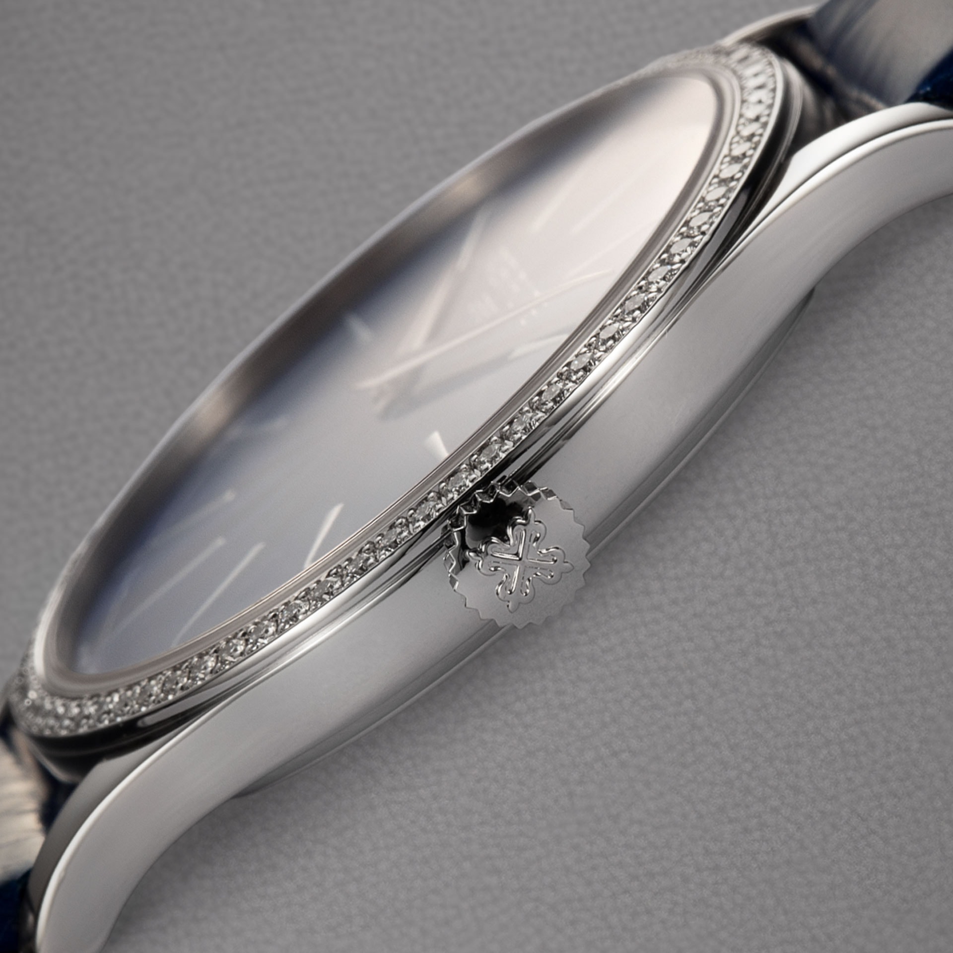 Patek Philippe Calatrava 4897/300G-001 Thumbnail 3