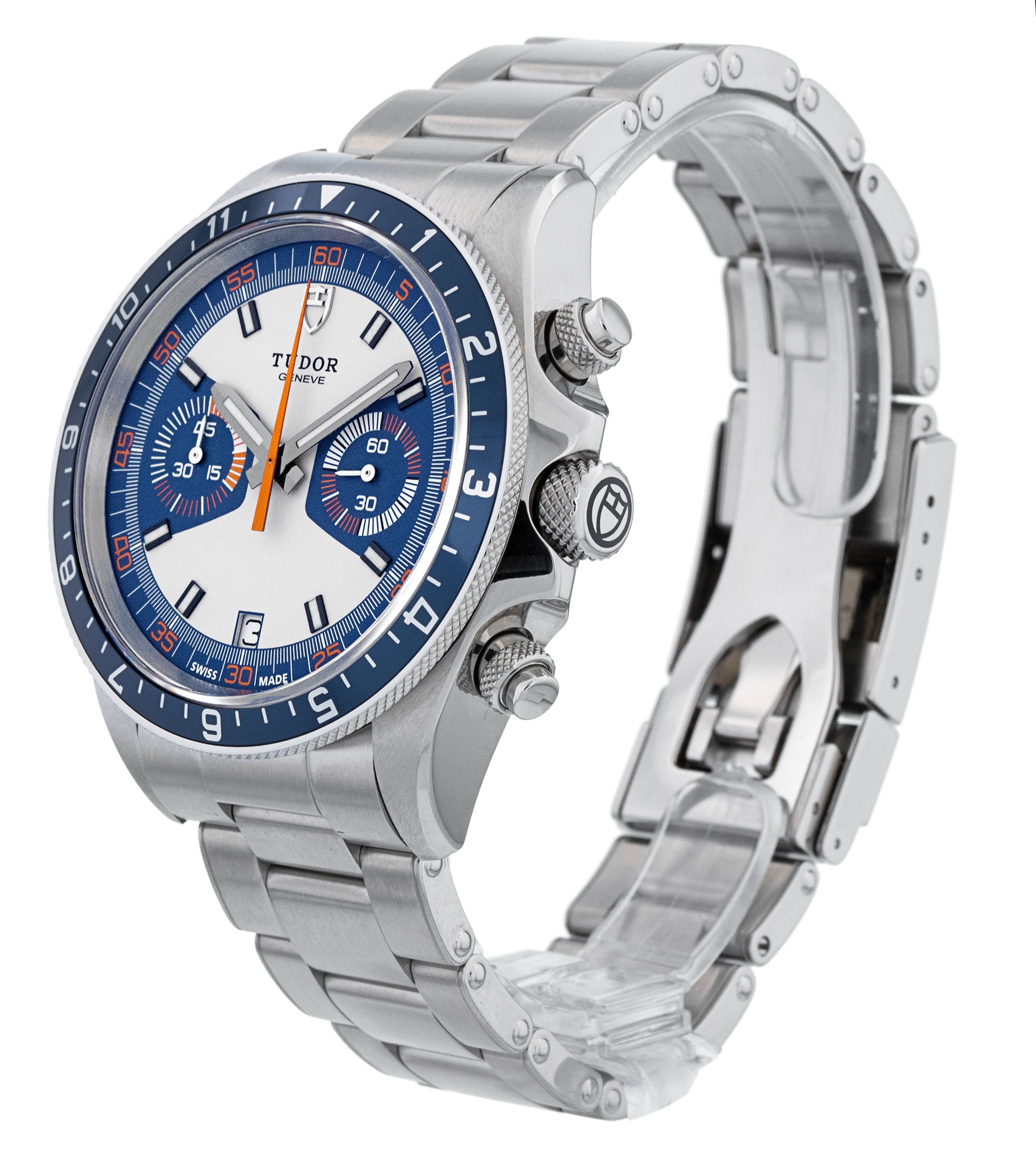 Tudor Heritage Chronograph M70330B-0004 Thumbnail 2
