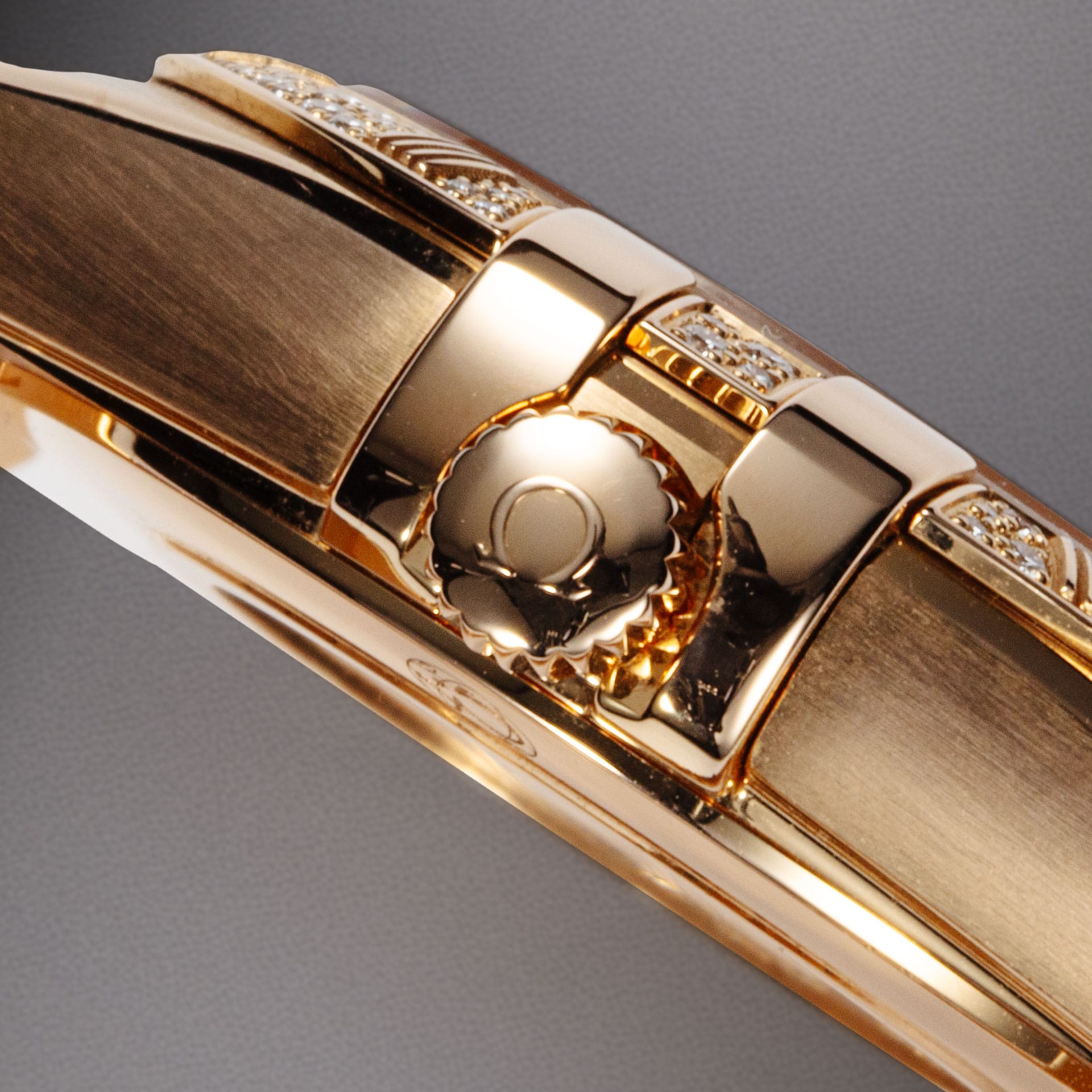 Omega Constellation Manhattan 131.55.28.60.55.004 Thumbnail 5