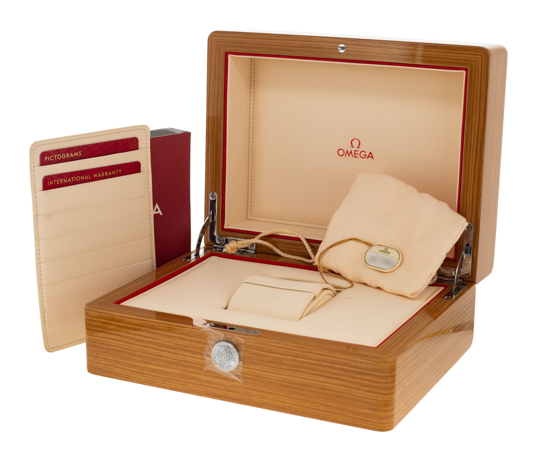 Omega Planet Ocean 232.32.46.51.01.003 Thumbnail 5