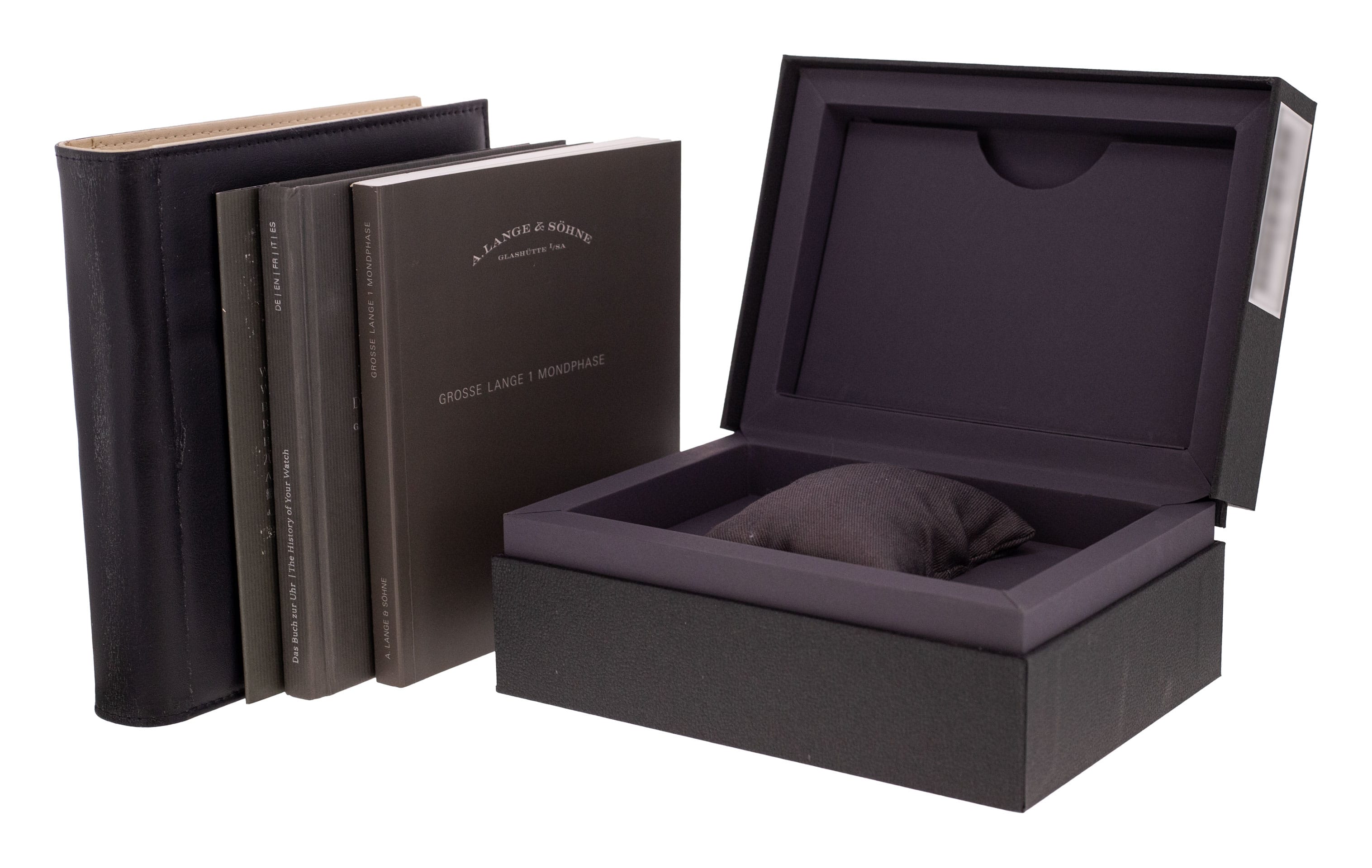 A. Lange and Sohne Lange 1 139.032 Thumbnail 5