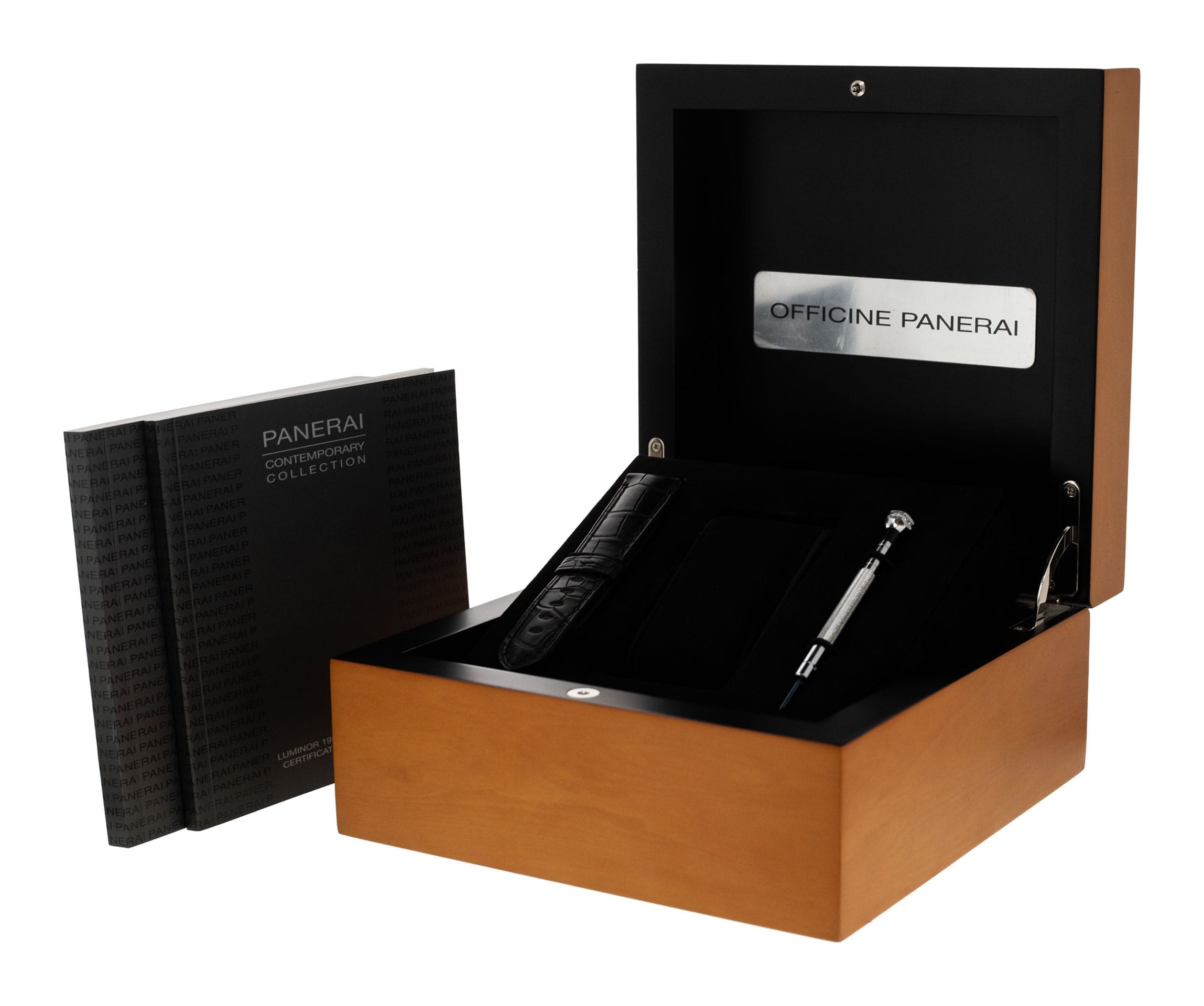 Panerai Luminor GMT PAM00335 Thumbnail 5