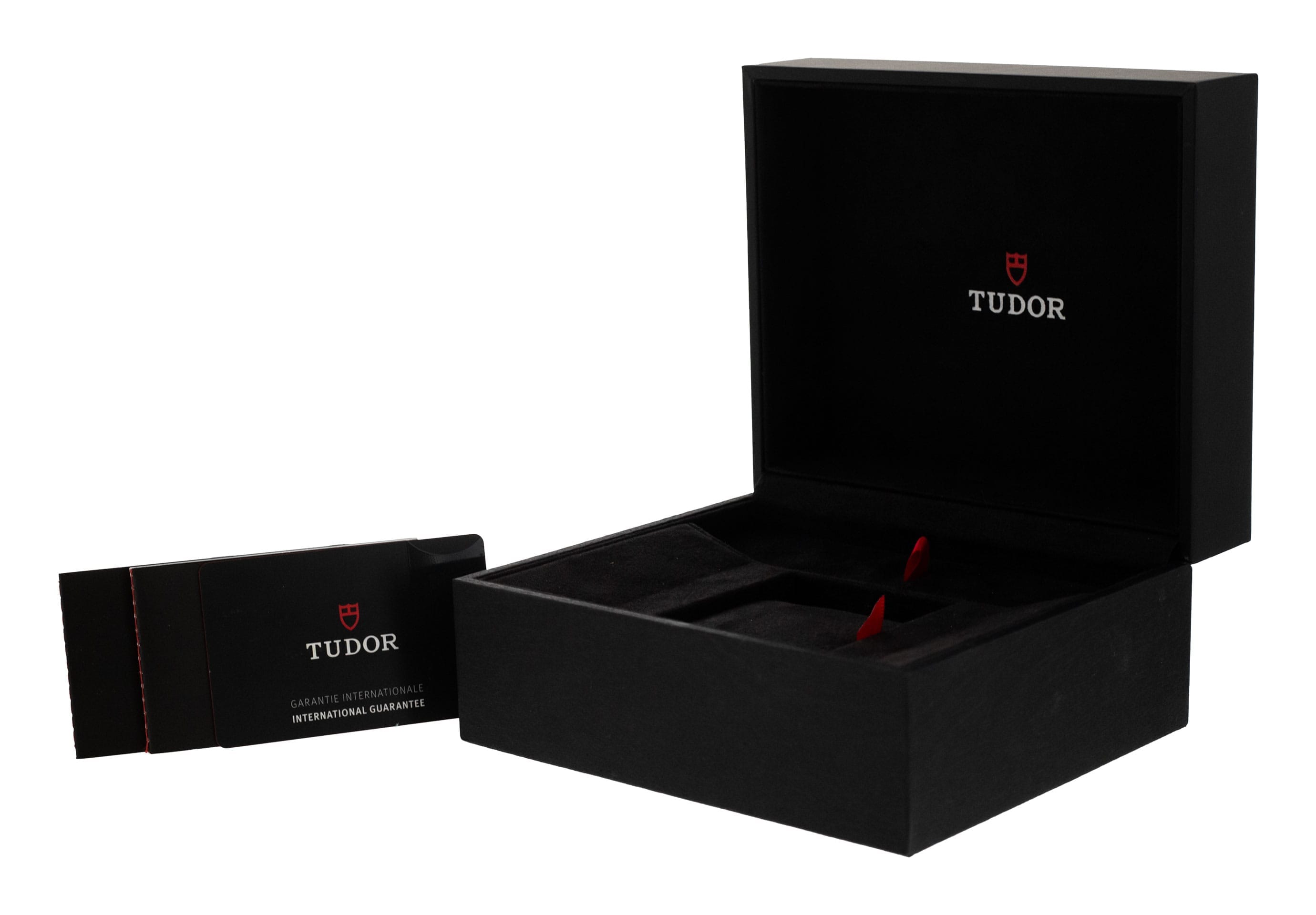Tudor Black Bay M79250BA-0002 Thumbnail 4