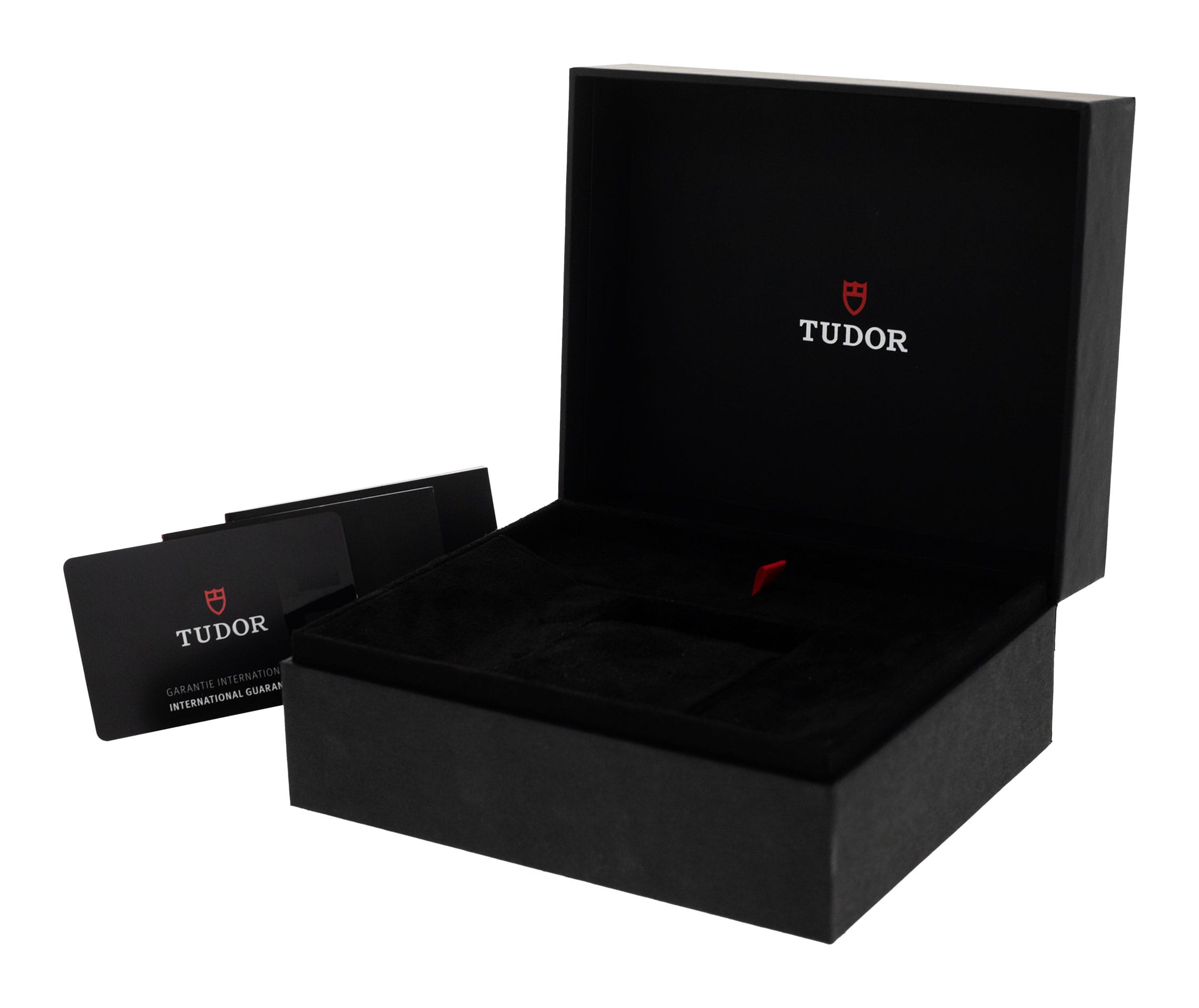 Tudor Black Bay Pro M79470-0006 Thumbnail 4