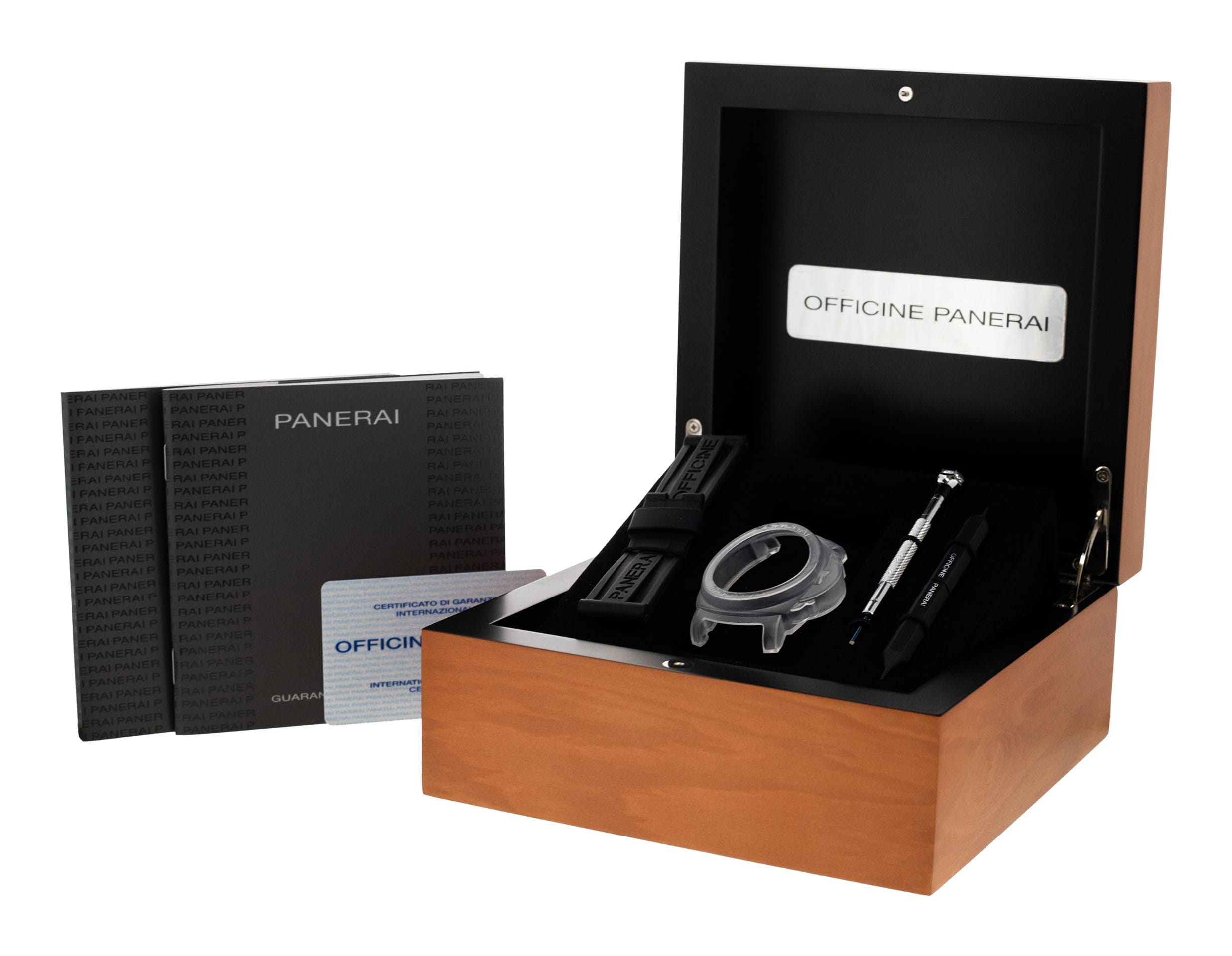 Panerai Luminor Marina PAM00104 Thumbnail 4