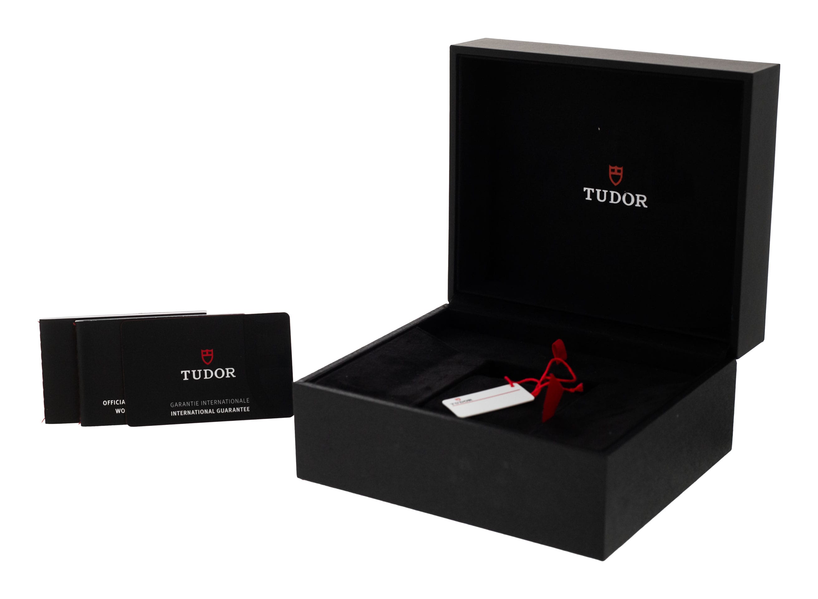 Tudor Black Bay Pro M79470-0003 Thumbnail 4