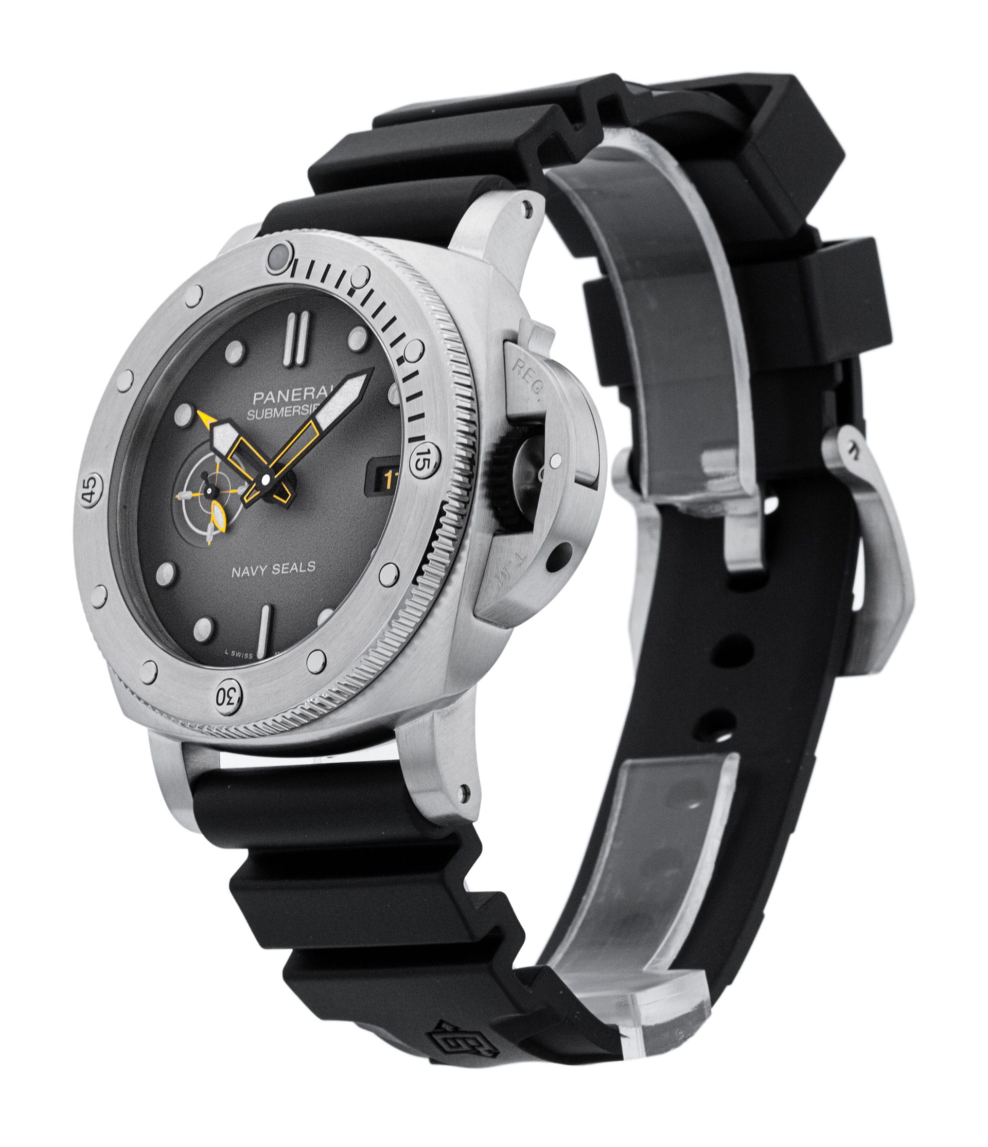 Panerai Submersible PAM01323 Thumbnail 2