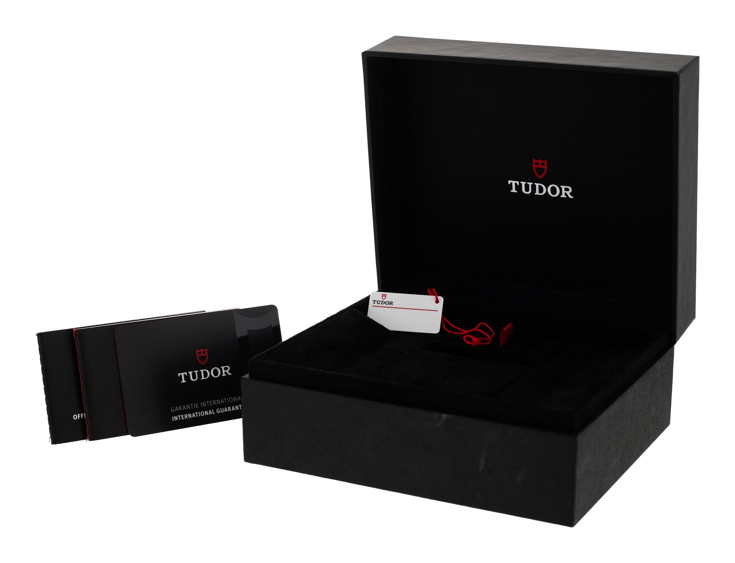 Tudor Black Bay 39 M79660-0002 Thumbnail 4