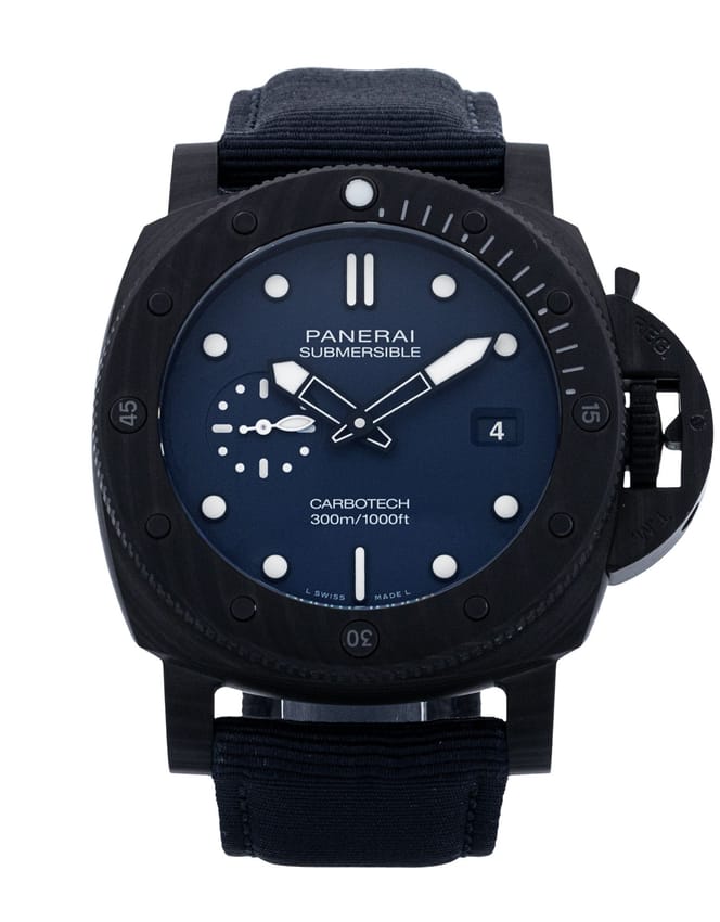 Panerai Submersible QuarantaQuattro - Blue Dial