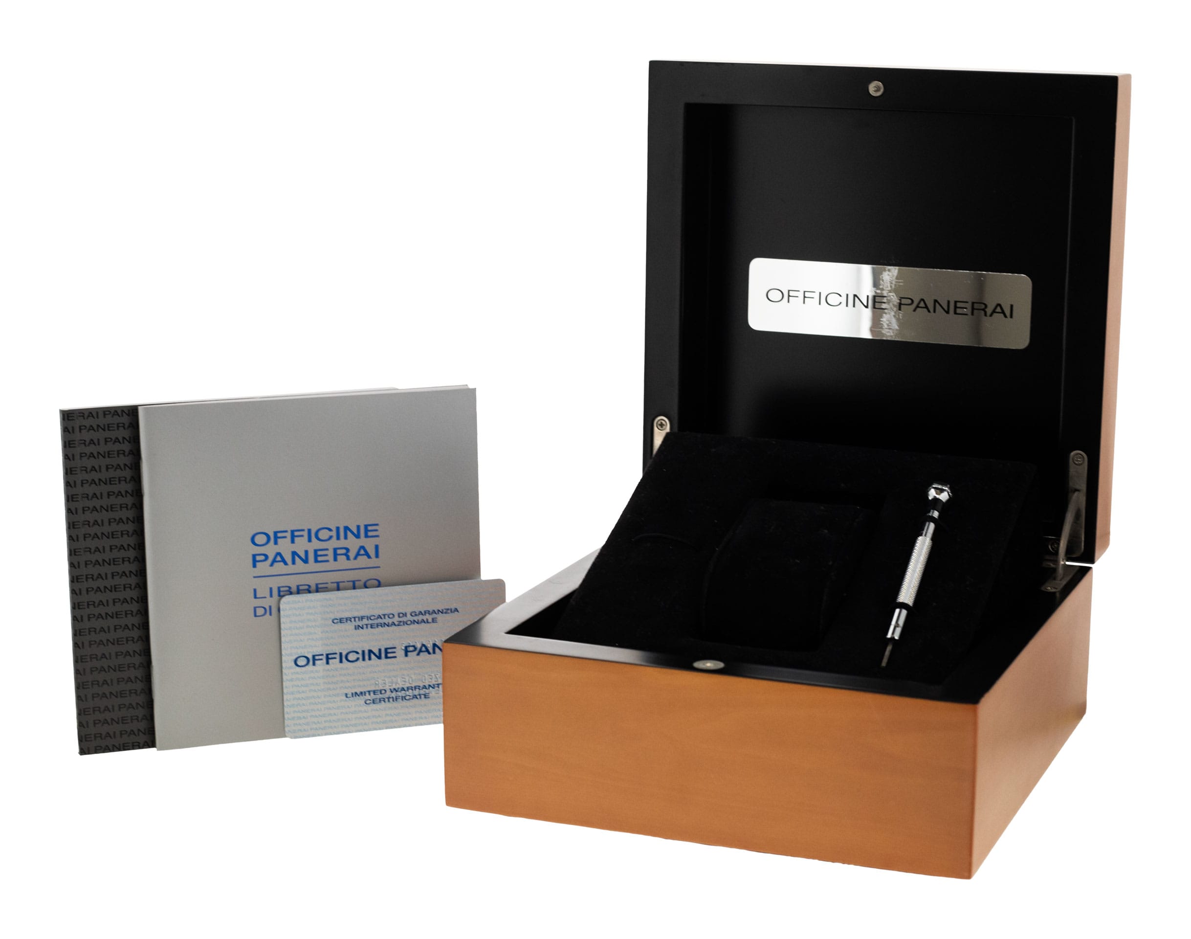 Panerai Luminor GMT PAM00237 Thumbnail 4