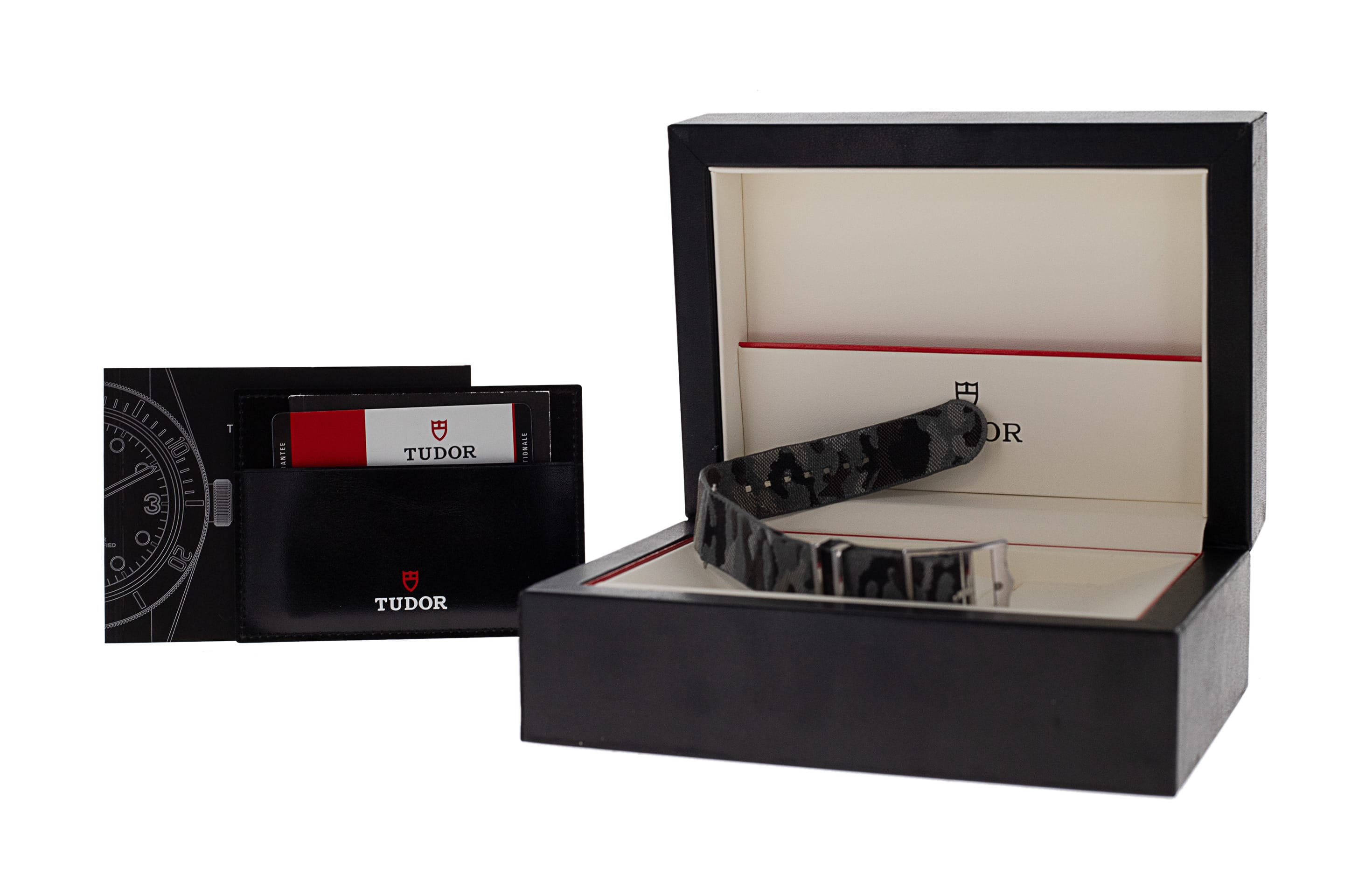 Tudor Black Bay 41 M79540-0006 Thumbnail 4