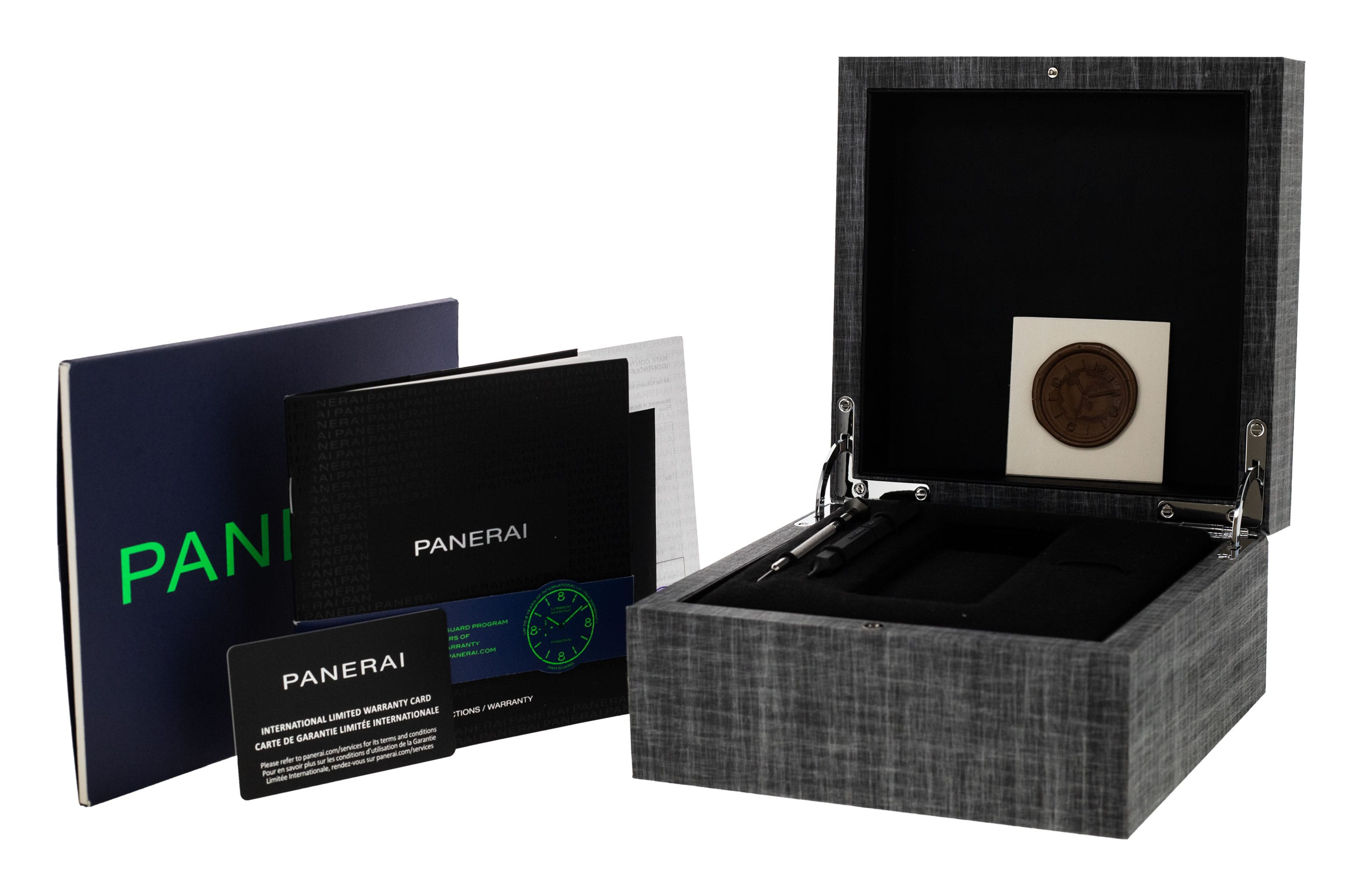 Panerai Luminor Luna Rossa PAM01036 Thumbnail 5