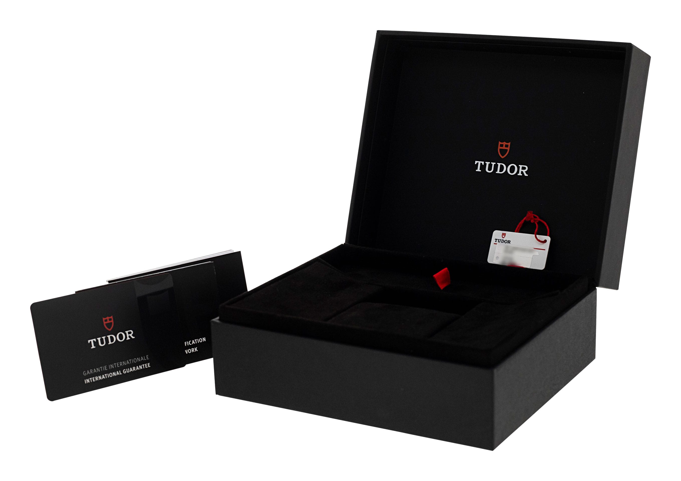 Tudor Black Bay 58 M79030N-0002 Thumbnail 4