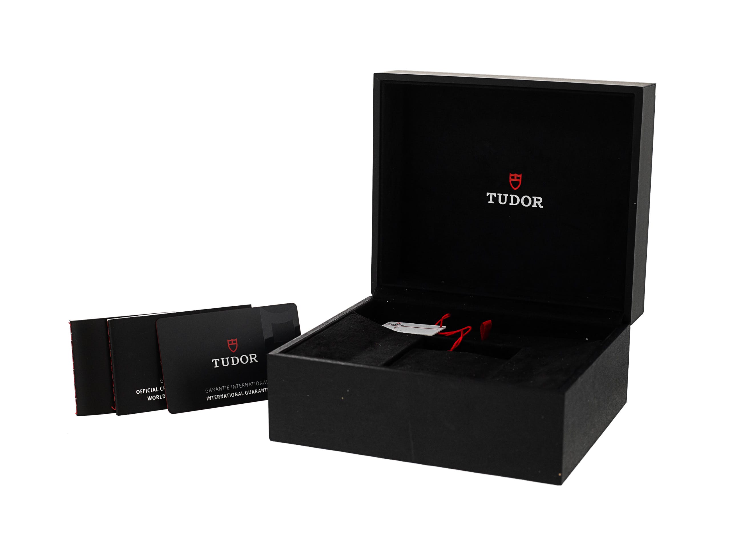 Tudor Black Bay GMT M79833MN-0001 Thumbnail 4