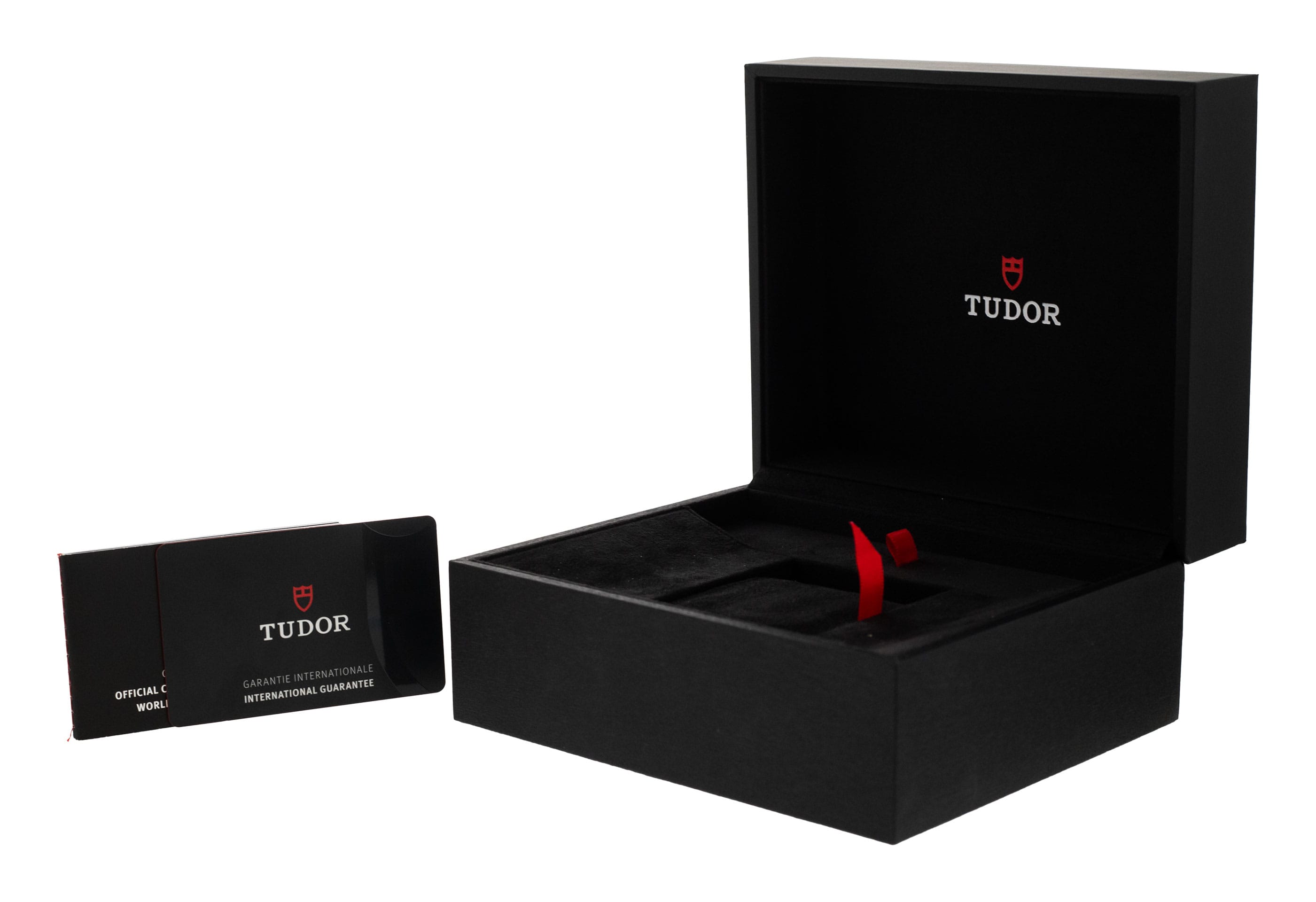 Tudor Black Bay Pro M79470-0001 Thumbnail 4