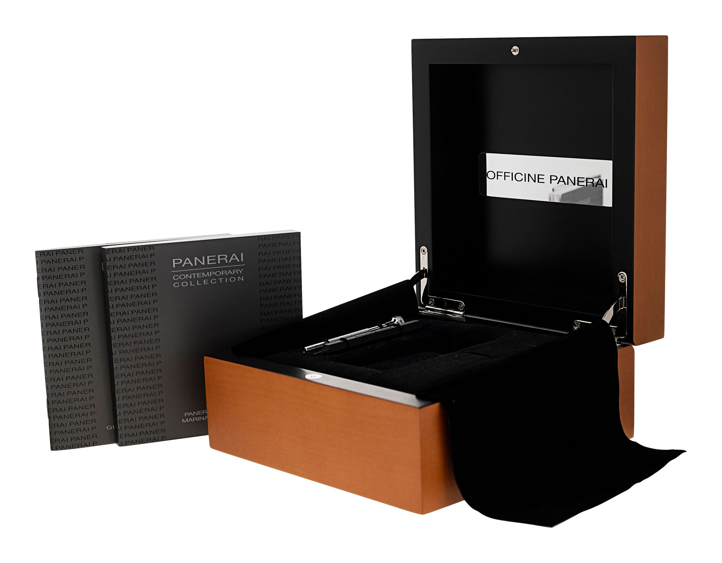 Panerai Luminor Marina PAM00104 Thumbnail 4