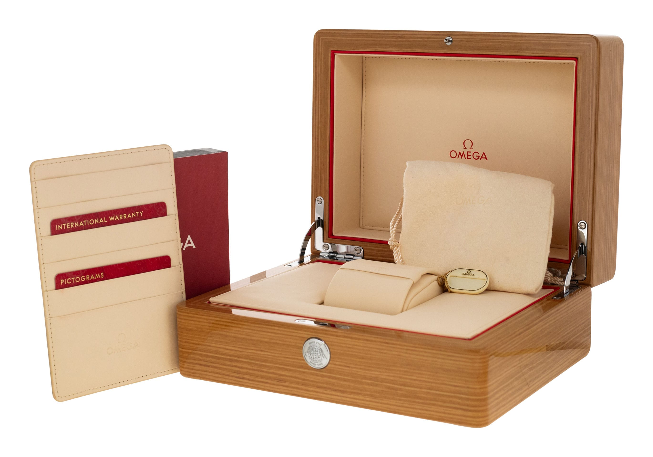 Omega Planet Ocean 232.30.46.21.01.003 Thumbnail 5