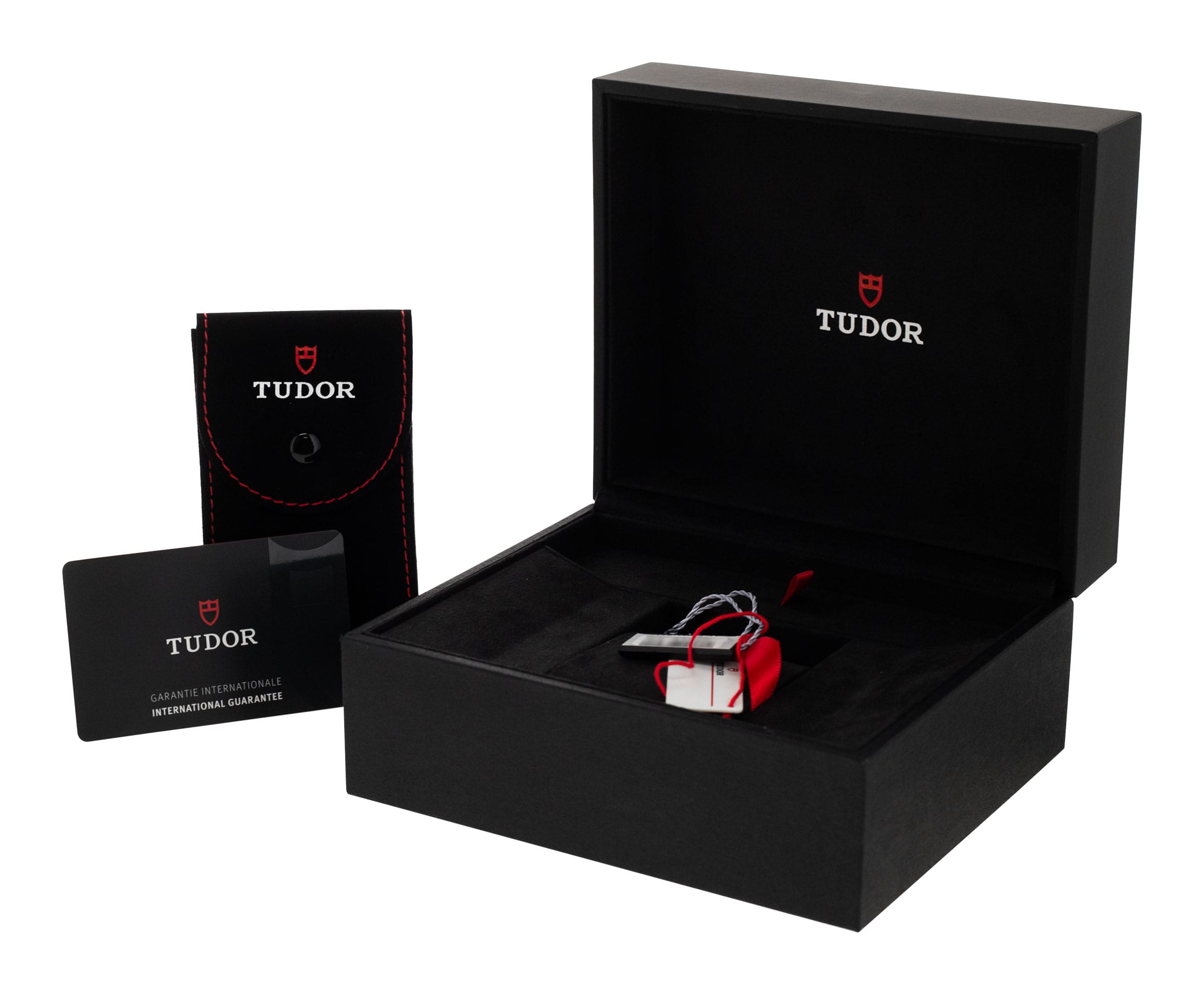 Tudor Black Bay Pro M79470-0003 Thumbnail 4