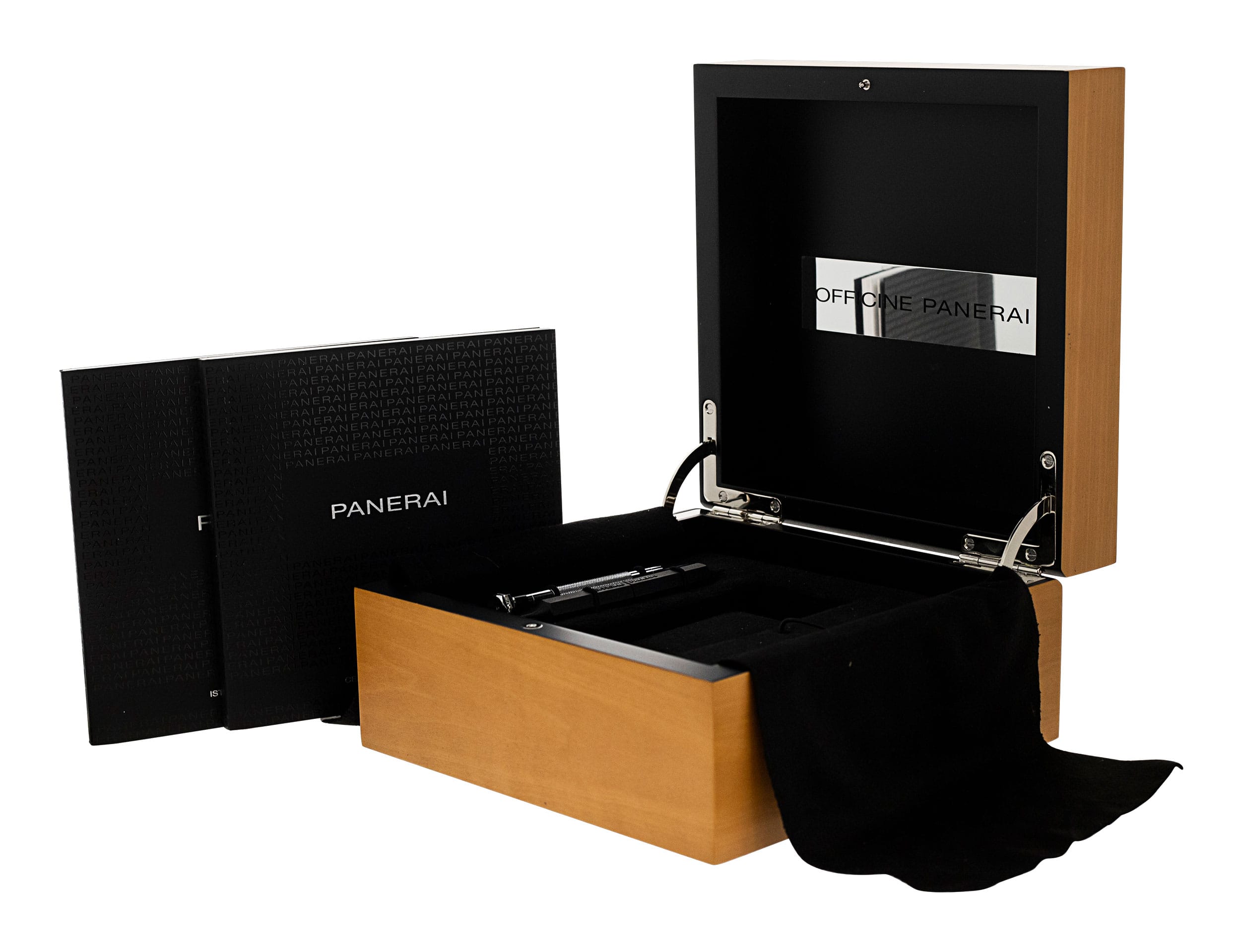 Panerai Submersible PAM01389 Thumbnail 4