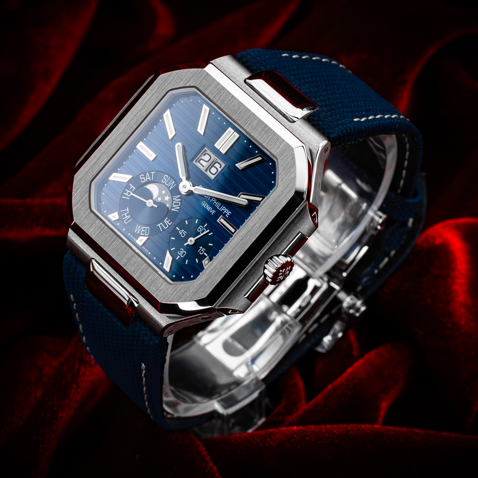 Patek Philippe Cubitus 5822P-001 Thumbnail 3