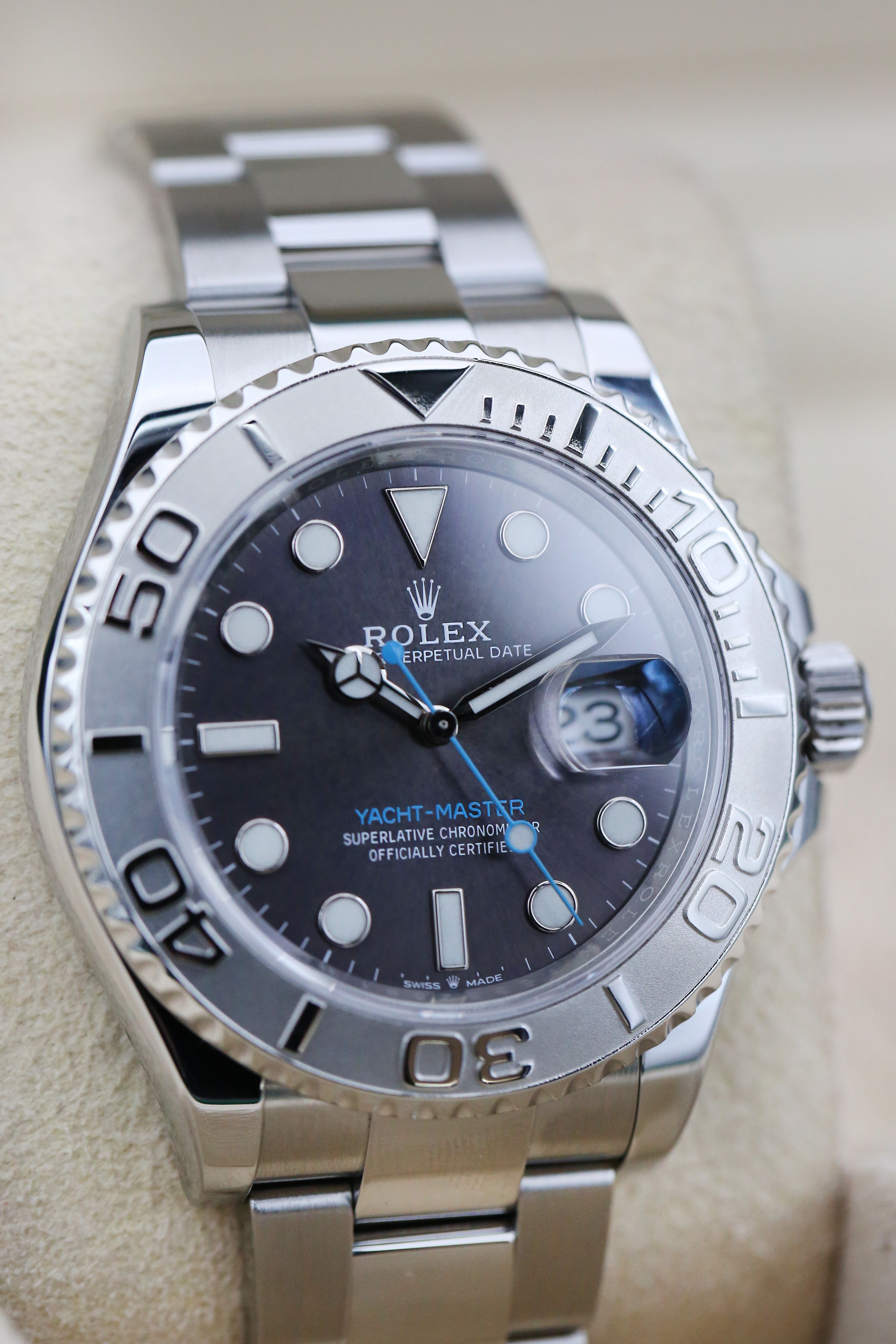 Rolex Yacht-Master 126622 Thumbnail 2