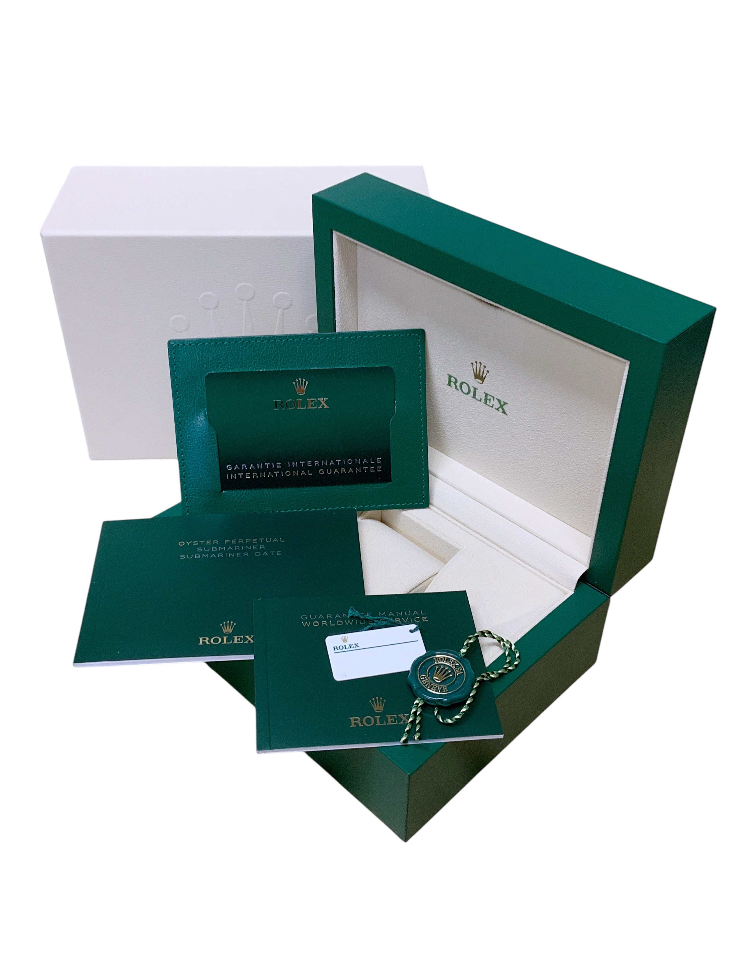 Rolex Submariner 126613 LN Thumbnail 4