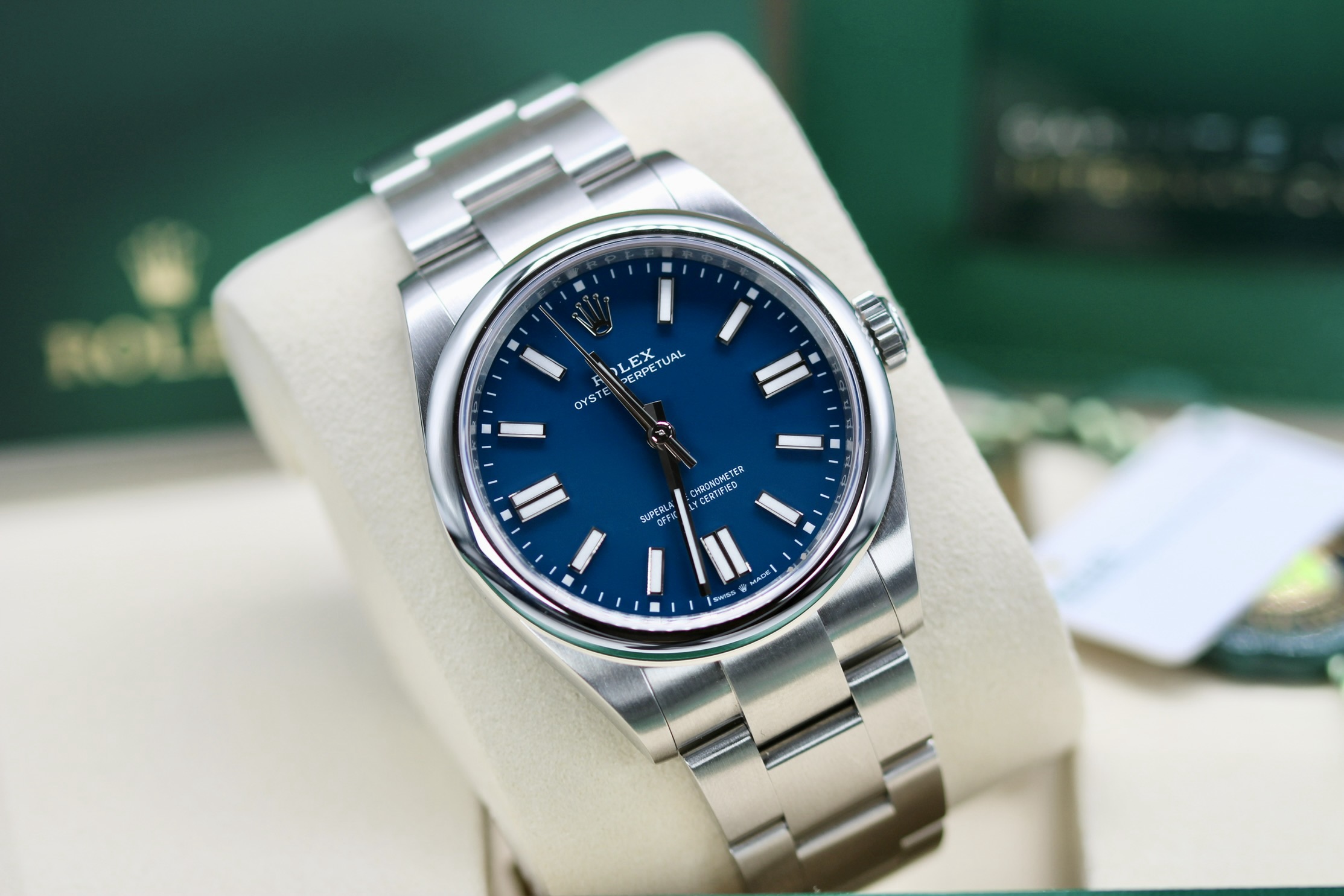 Rolex Oyster Perpetual 41 134300 Thumbnail 6