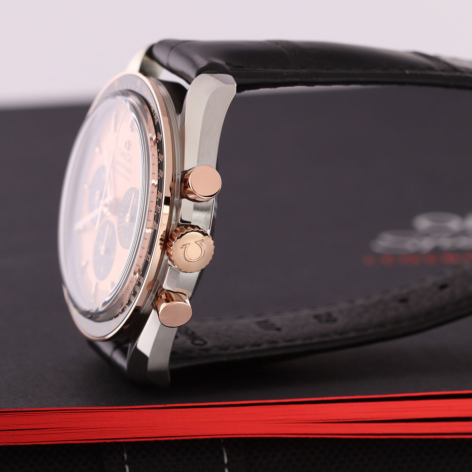 Omega Speedmaster Moonwatch Professional 310.23.42.50.99.001 Thumbnail 3
