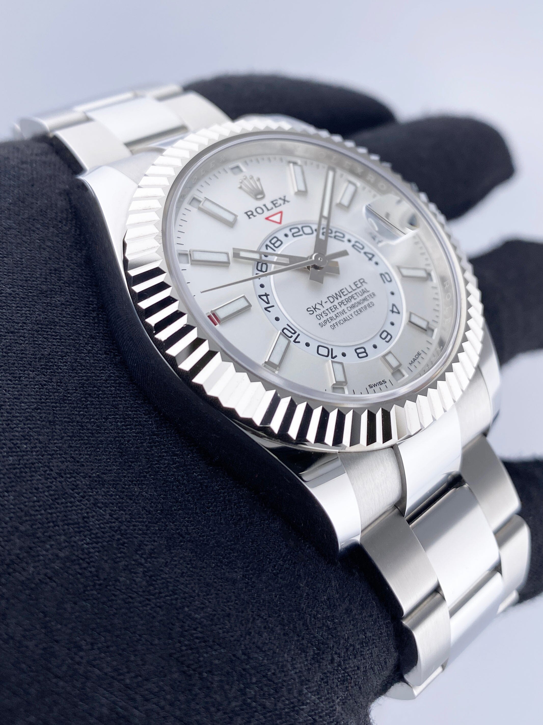 Rolex Sky-Dweller 326934 Thumbnail 4