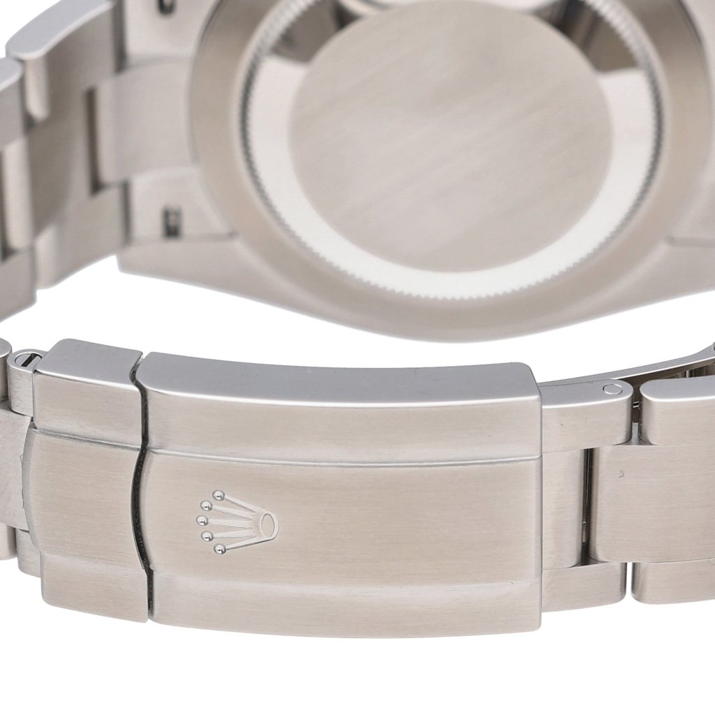 Rolex Oyster Perpetual 124300 Thumbnail 3