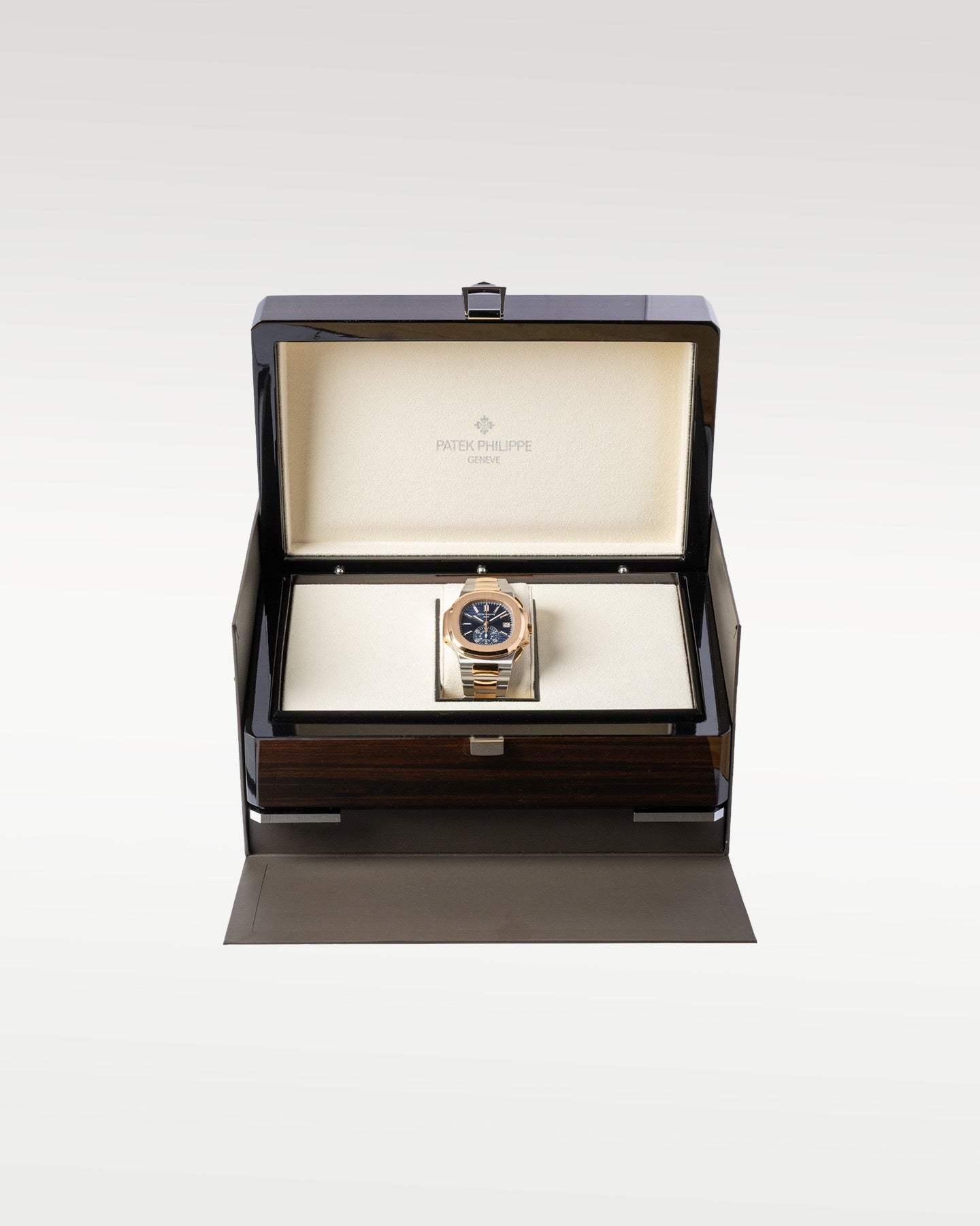 Patek Philippe Nautilus 5980/1AR-001 Thumbnail 5