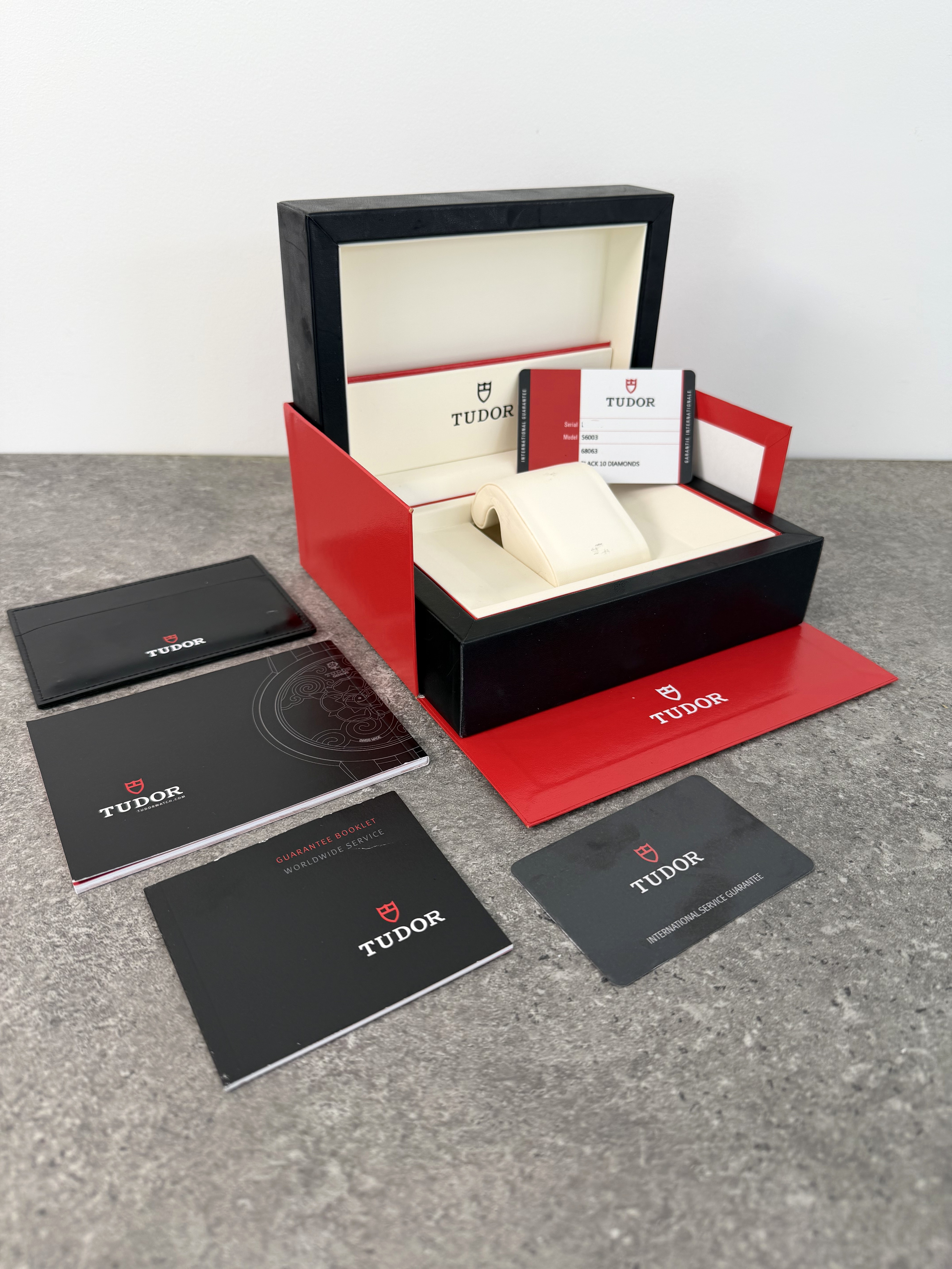 Tudor Glamour Date & Day M56003-0007 Thumbnail 7