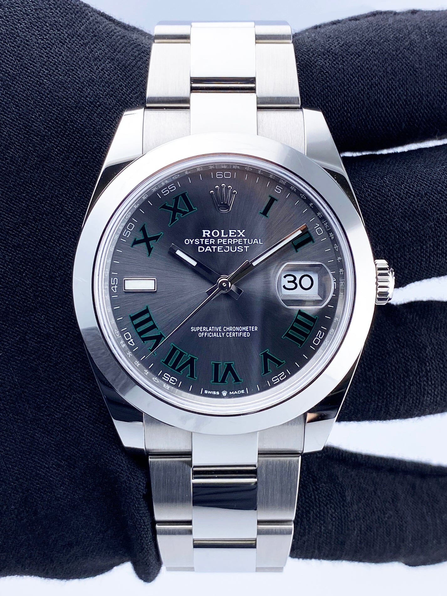Rolex Datejust 41 126300 Thumbnail 2