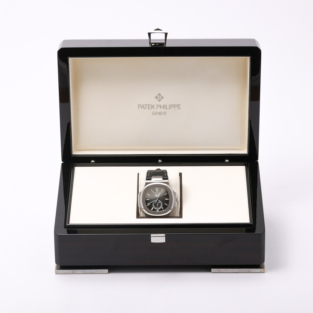 Patek Philippe Nautilus 5726A-001 Thumbnail 7