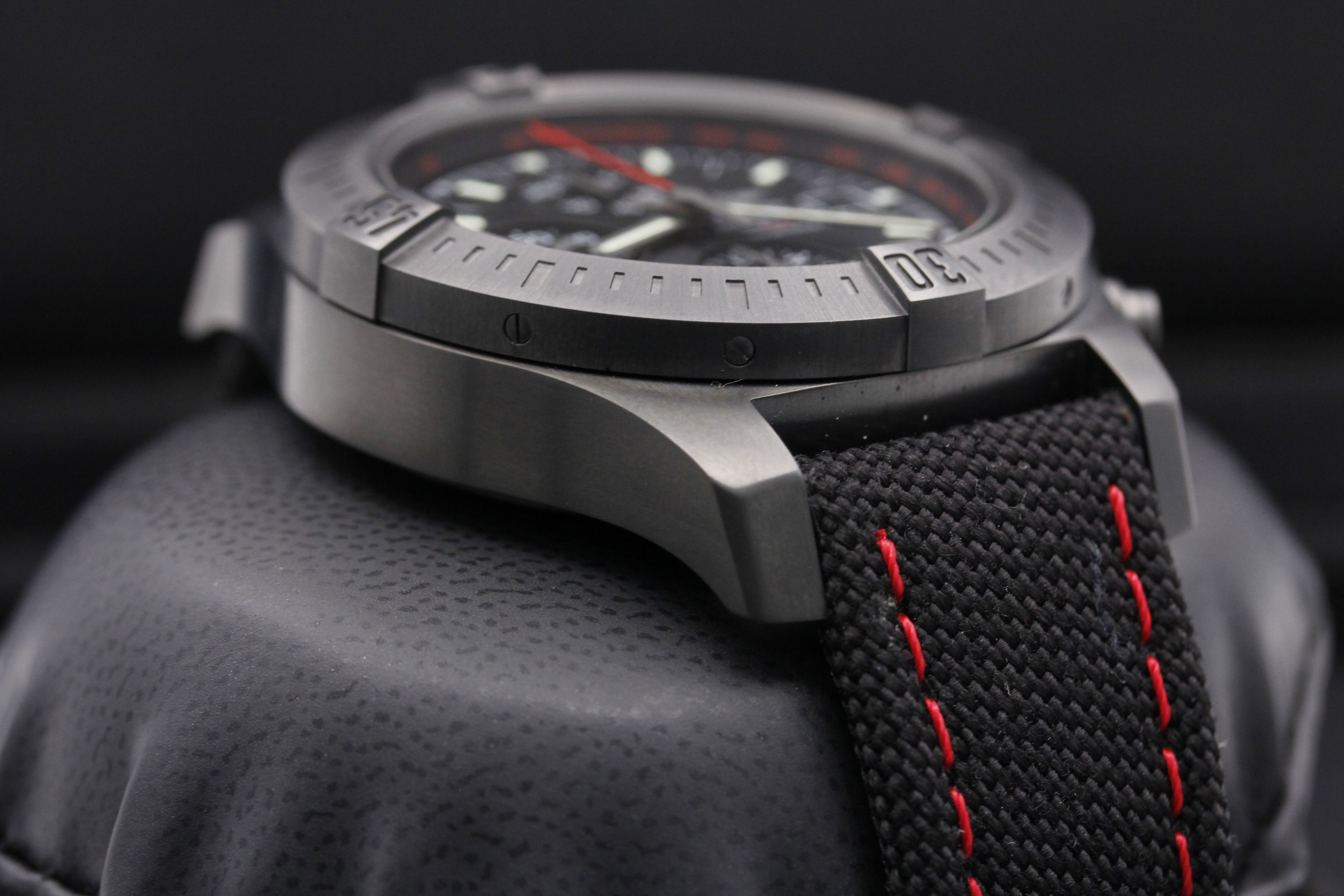 Breitling Colt Auto M13388 Thumbnail 5
