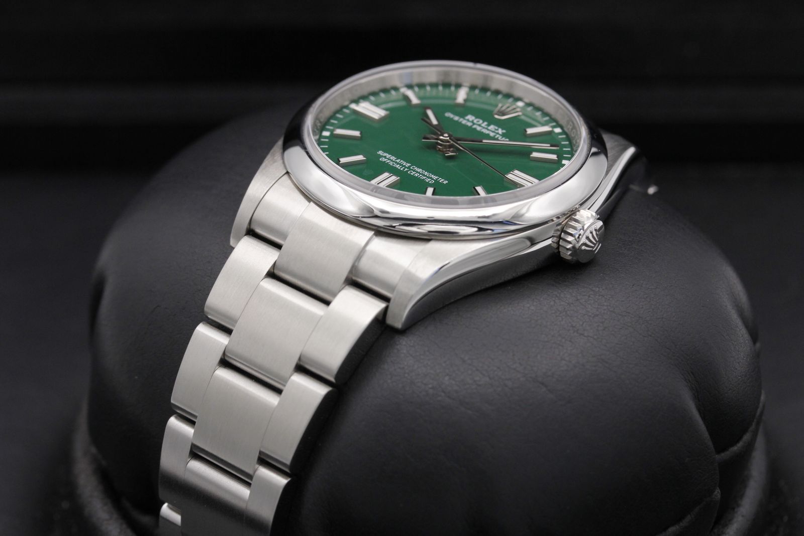 Rolex Oyster Perpetual 126000 Thumbnail 2