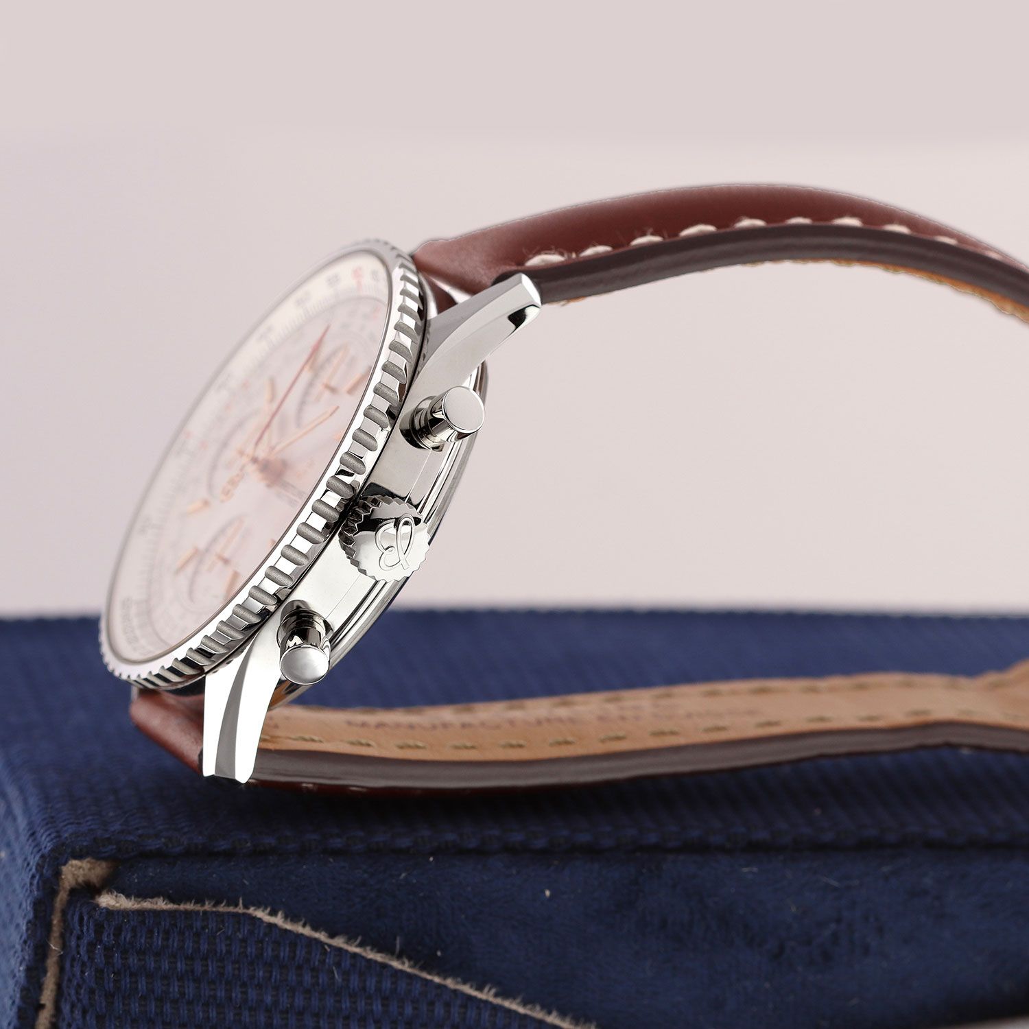 Breitling Navitimer Heritage A13324 Thumbnail 3