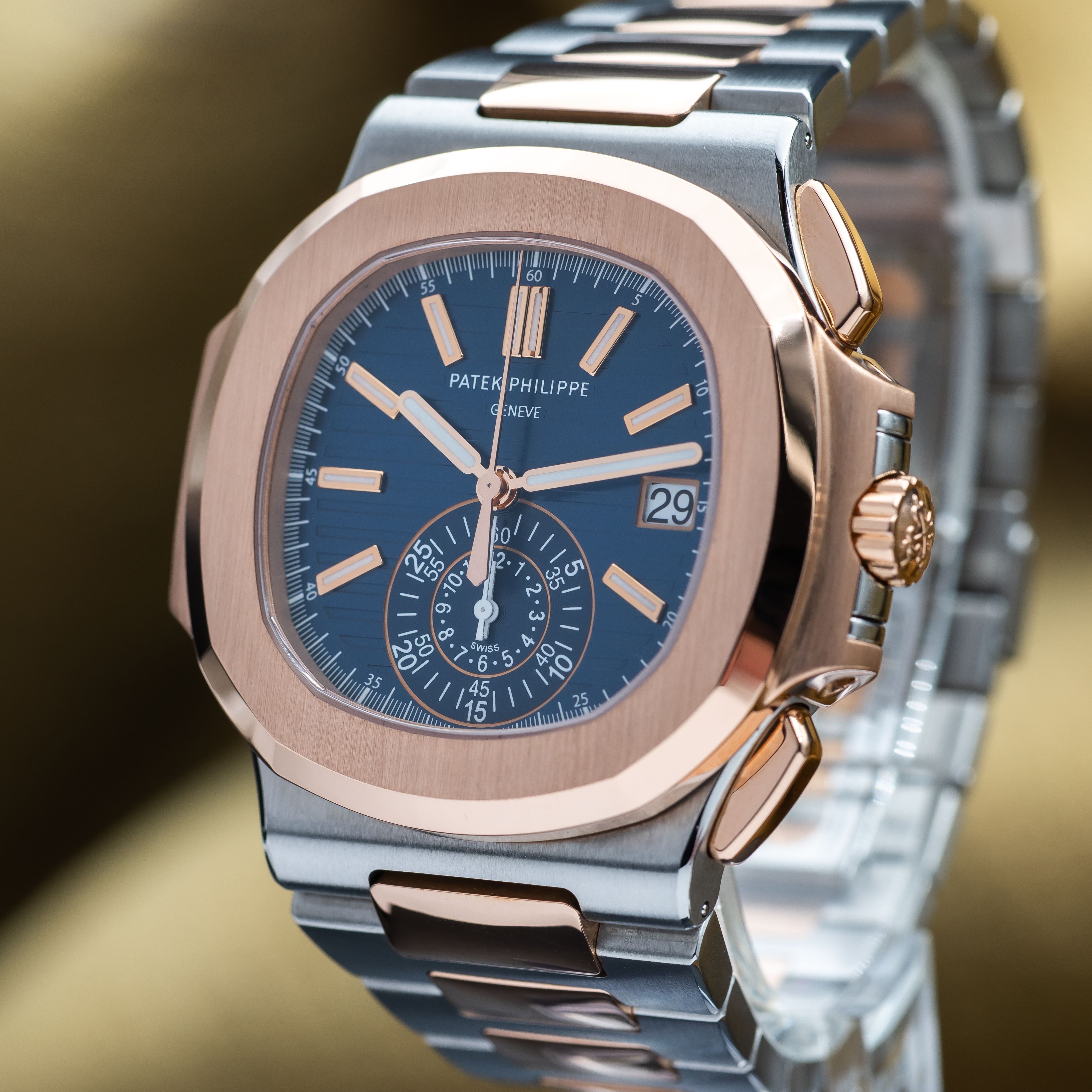 Patek Philippe Nautilus 5980/1AR-001 Thumbnail 2