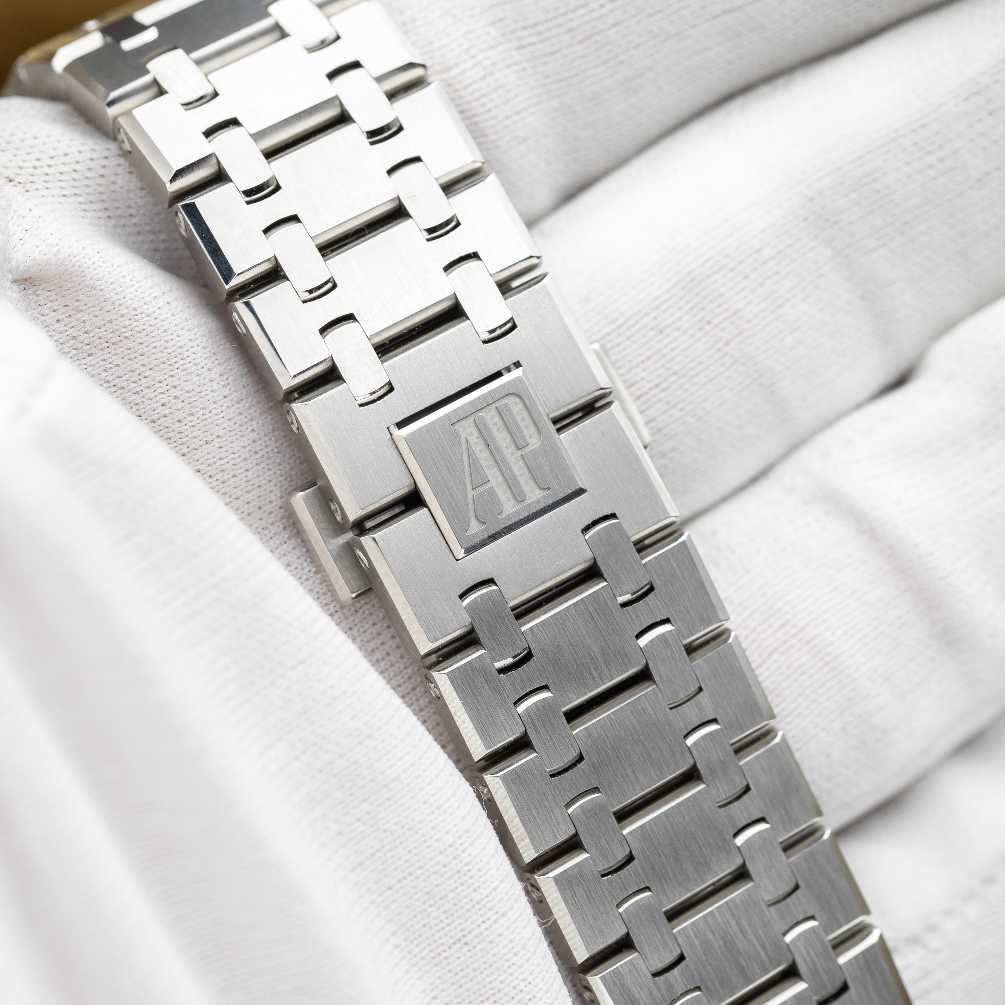 Audemars Piguet Royal Oak 26320ST.OO.1220ST.02 Thumbnail 3