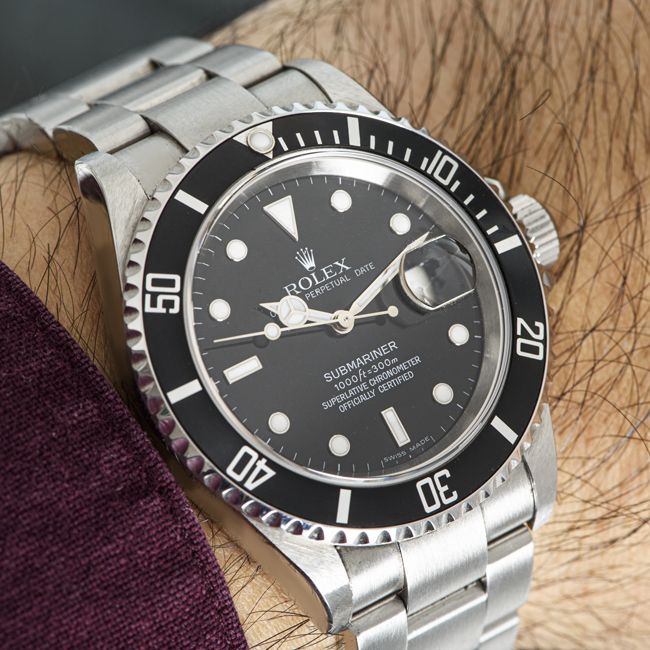 Rolex Submariner 16610 Thumbnail 5