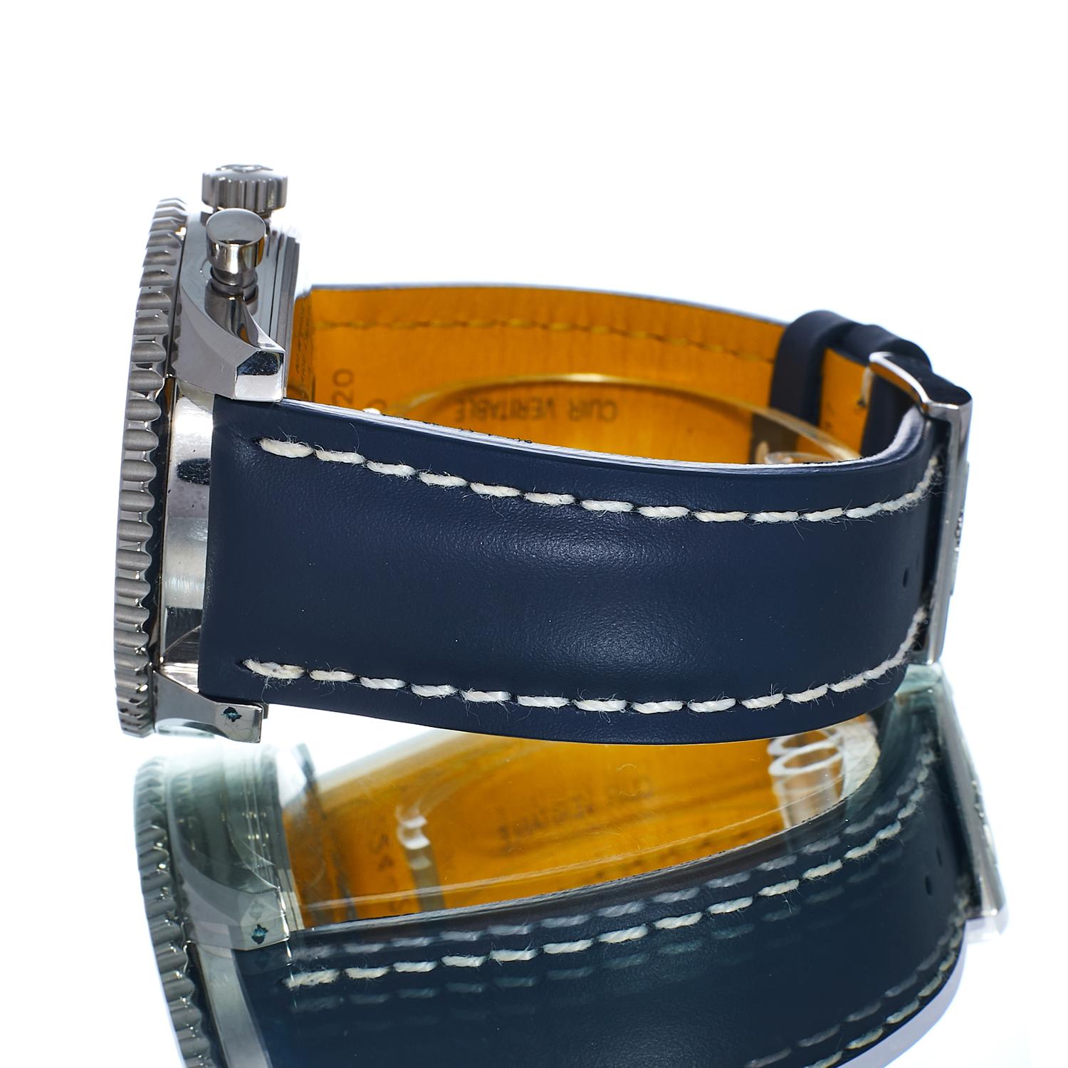 Breitling Navitimer Chronograph GMT 46 A24322 Thumbnail 2