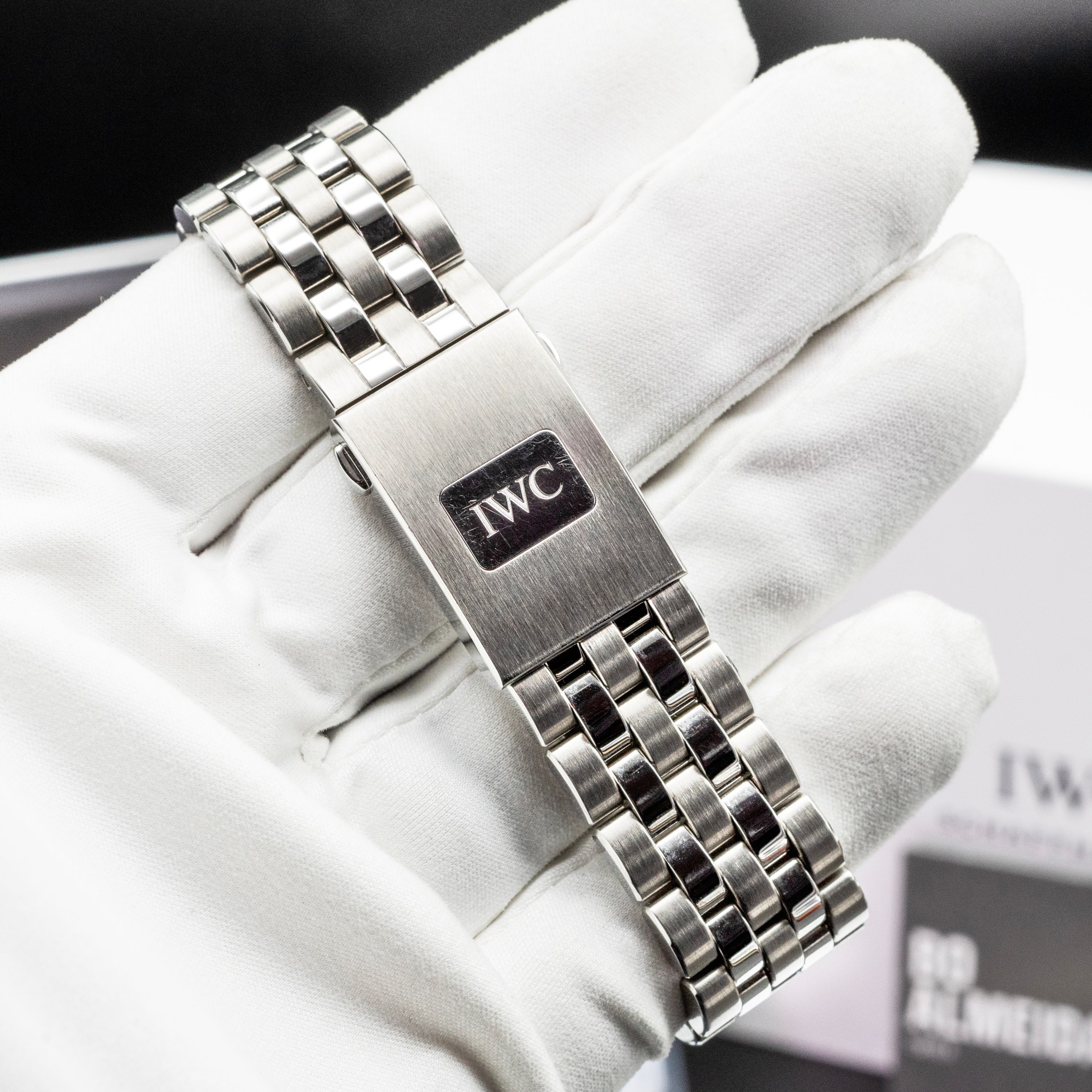 IWC Pilot's Mark XX IW328203 Thumbnail 3