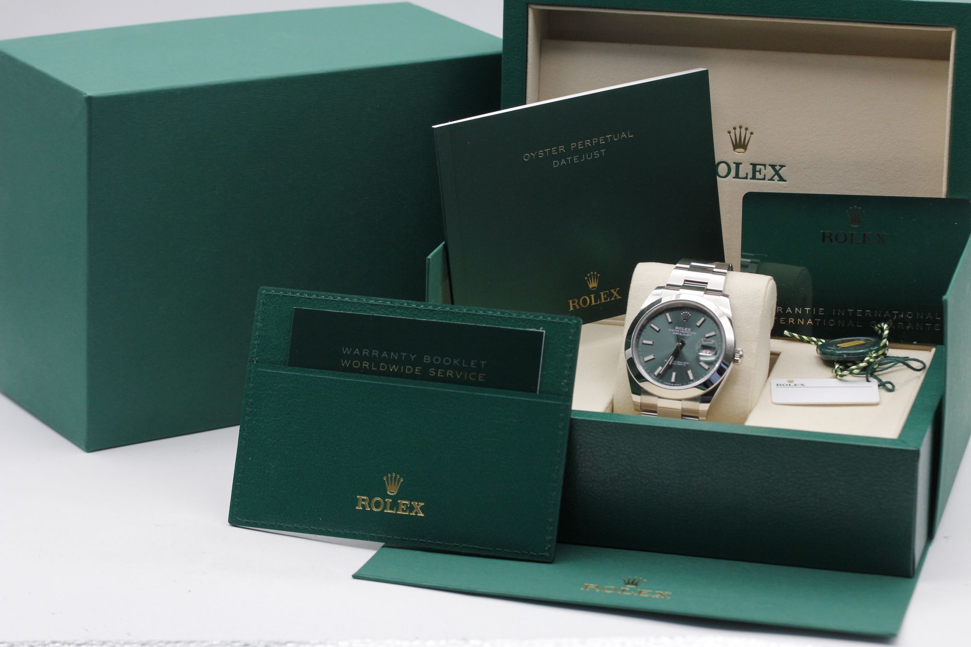 Rolex Datejust 41 126300 Thumbnail 5