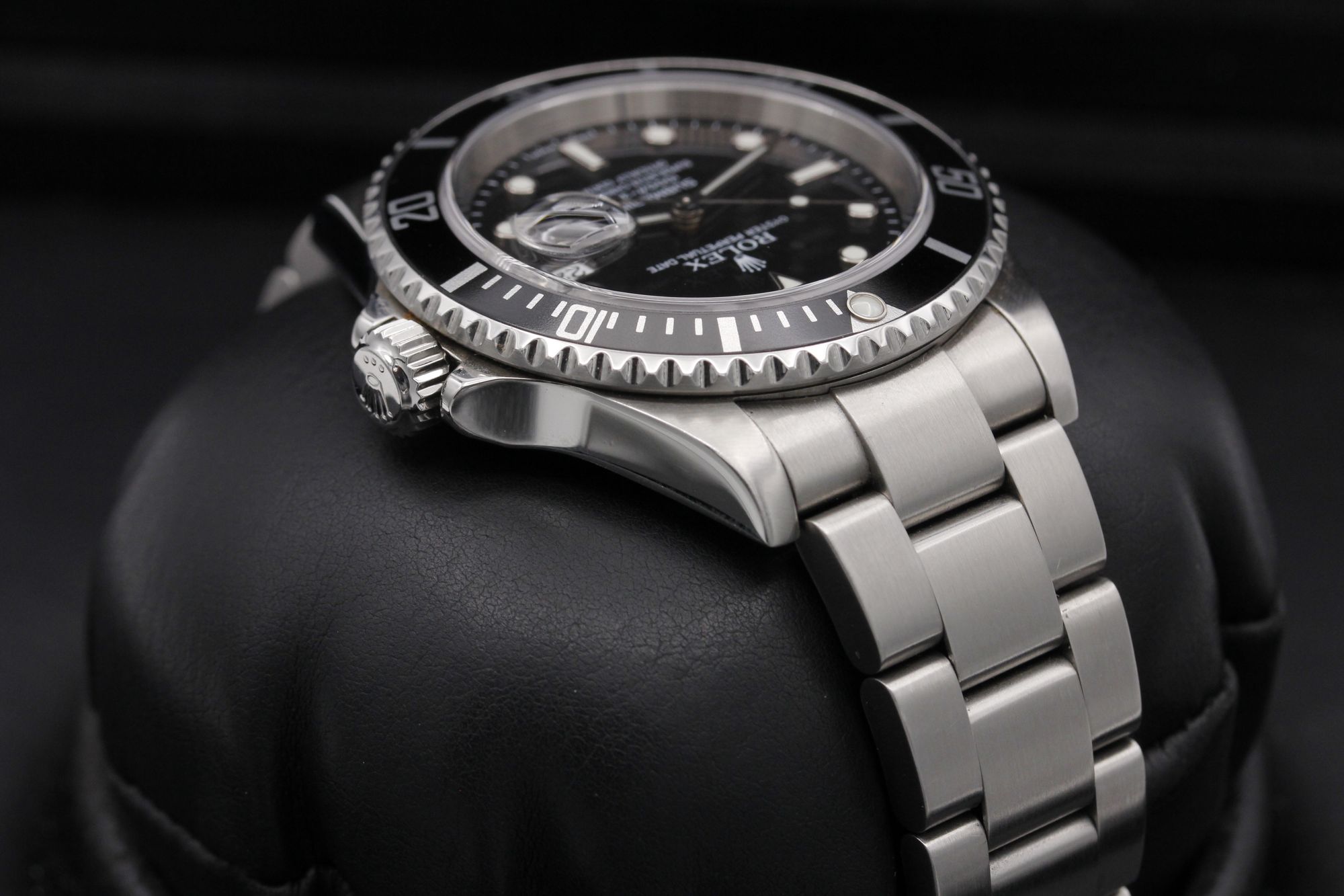 Rolex Submariner 16610 Thumbnail 4