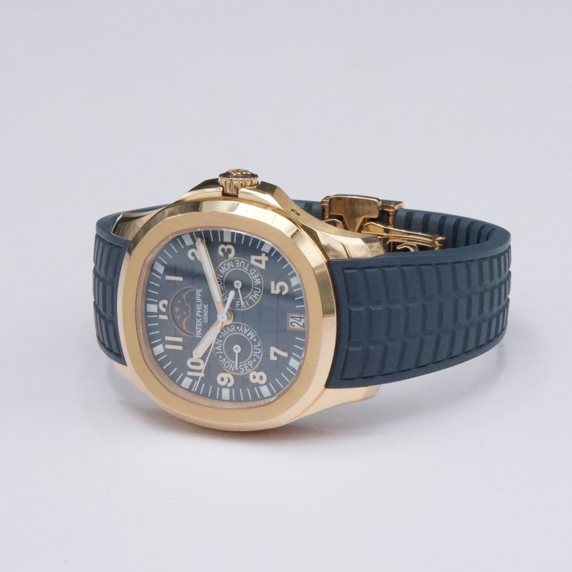 Patek Philippe Aquanaut 5261R-001 Thumbnail 2