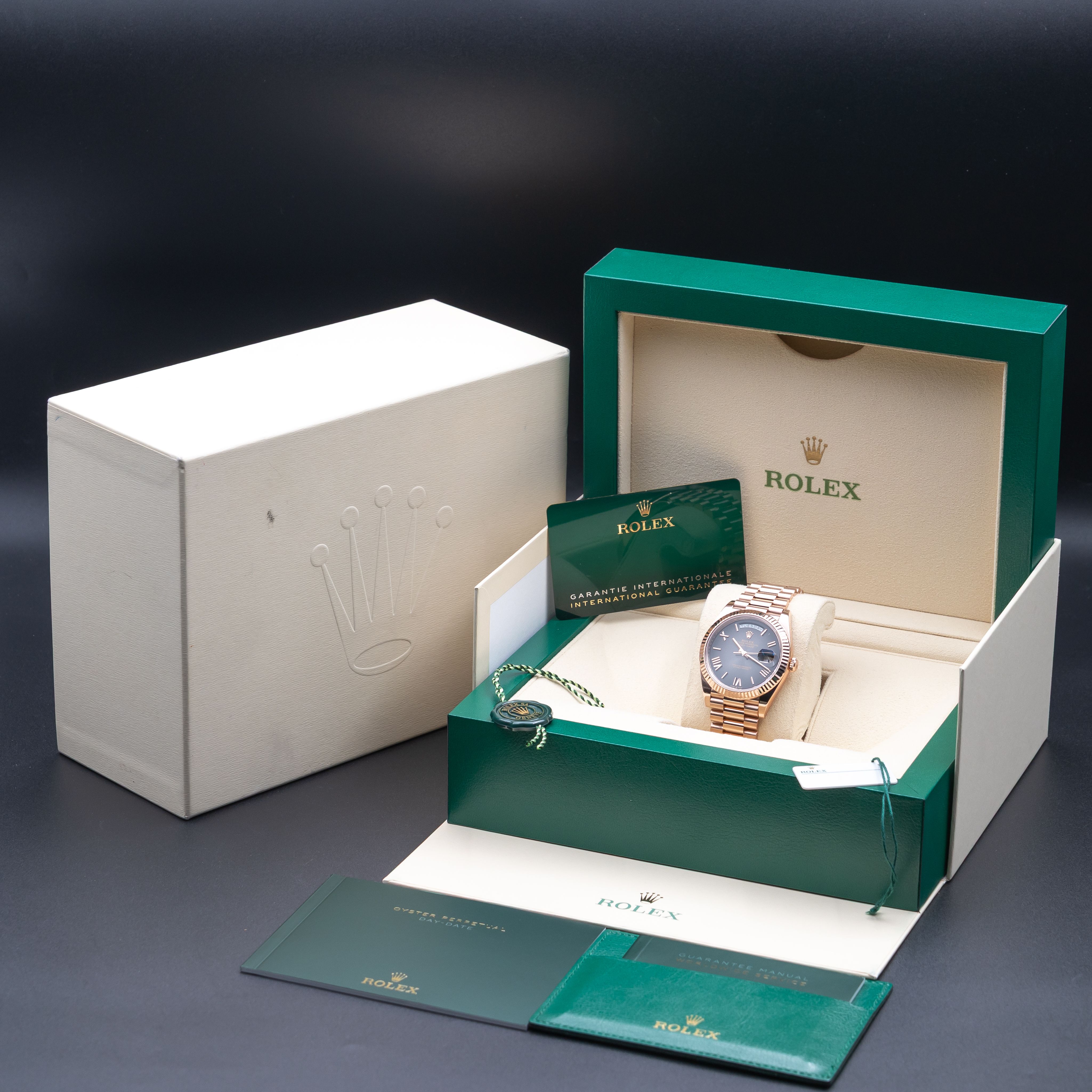 Rolex Day-Date 40 228235 Thumbnail 5